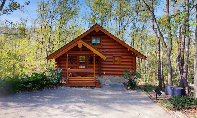 Quiet Gatlinburg Retreat・Hot tub・Fireplace・Pool