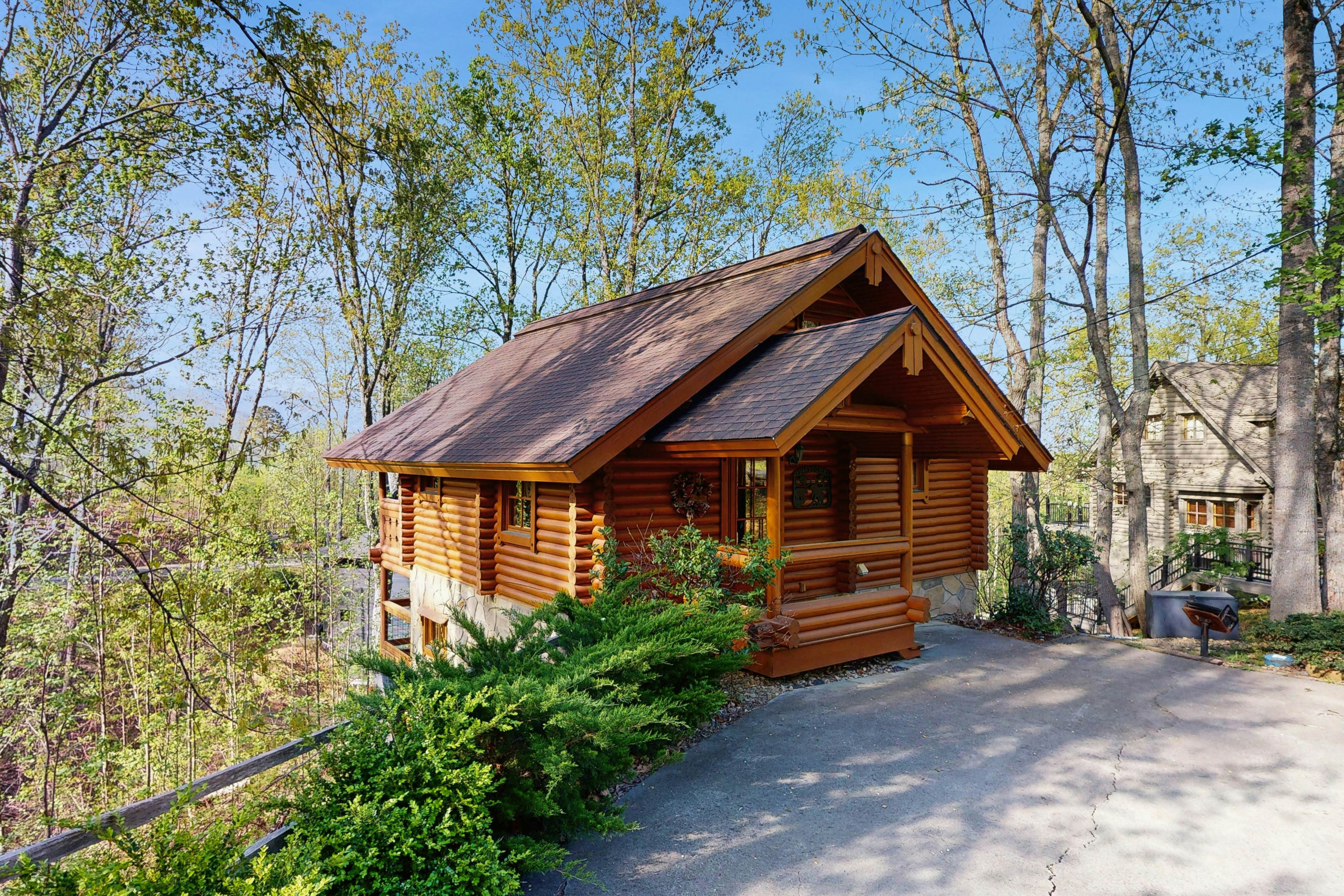 Peaceful Log Cabin, Sleeps 6・Hot tub・Fireplace