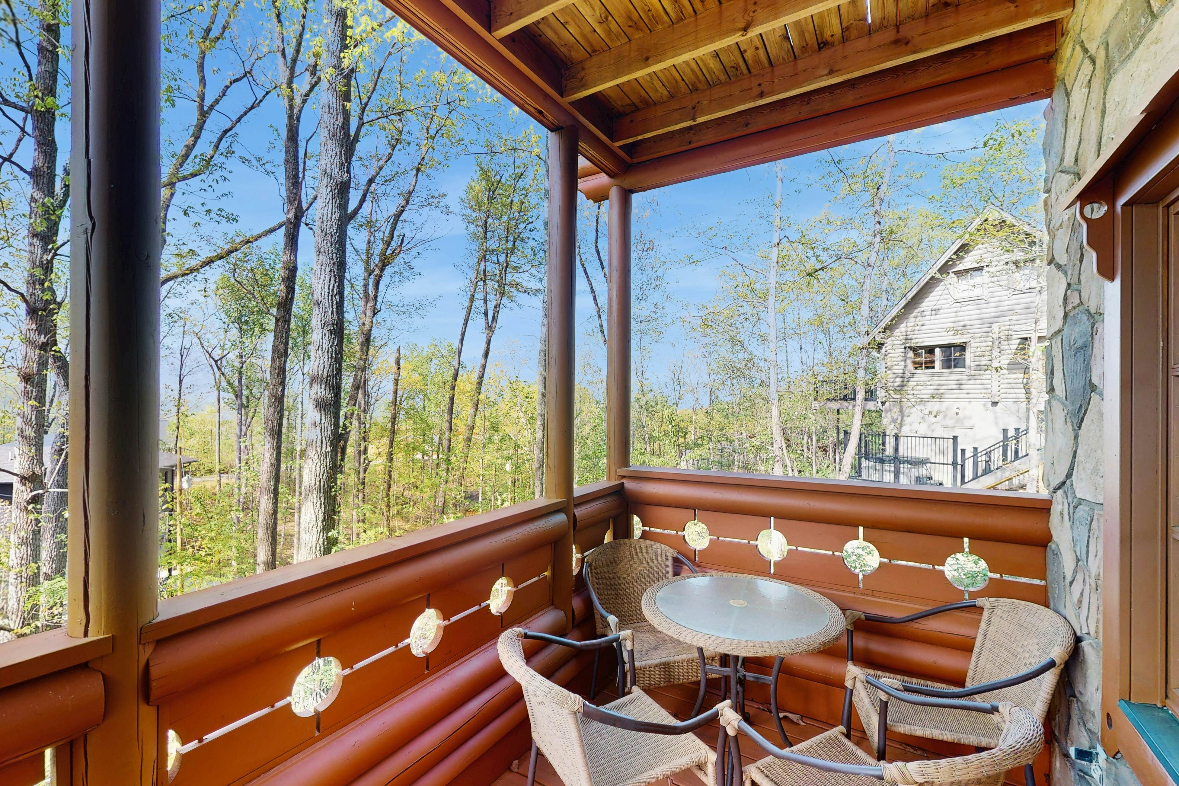 Peaceful Log Cabin, Sleeps 6・Hot tub・Fireplace