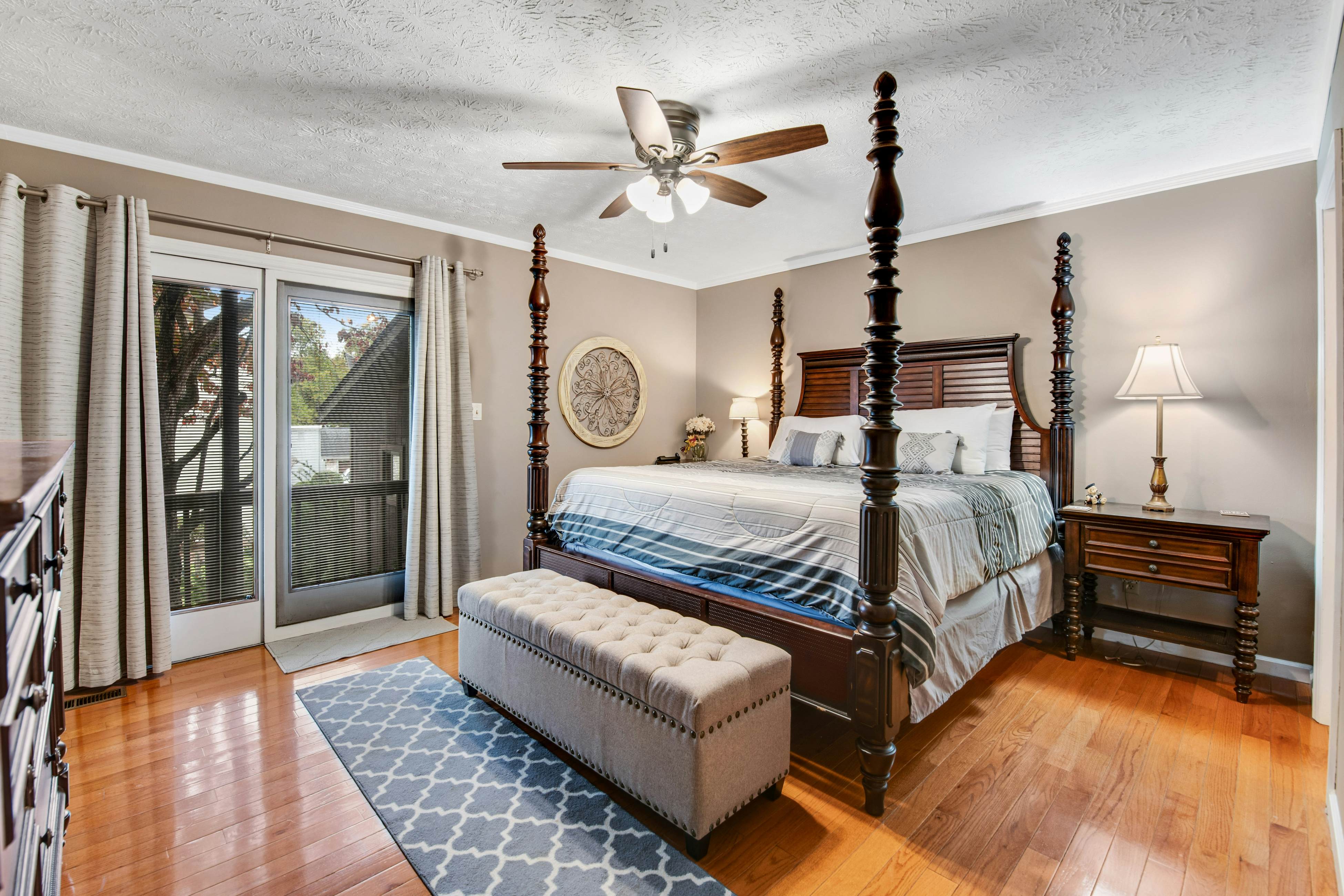 Lakefront Home・Dock・Covered Deck ・Fire Pit・Dogs OK