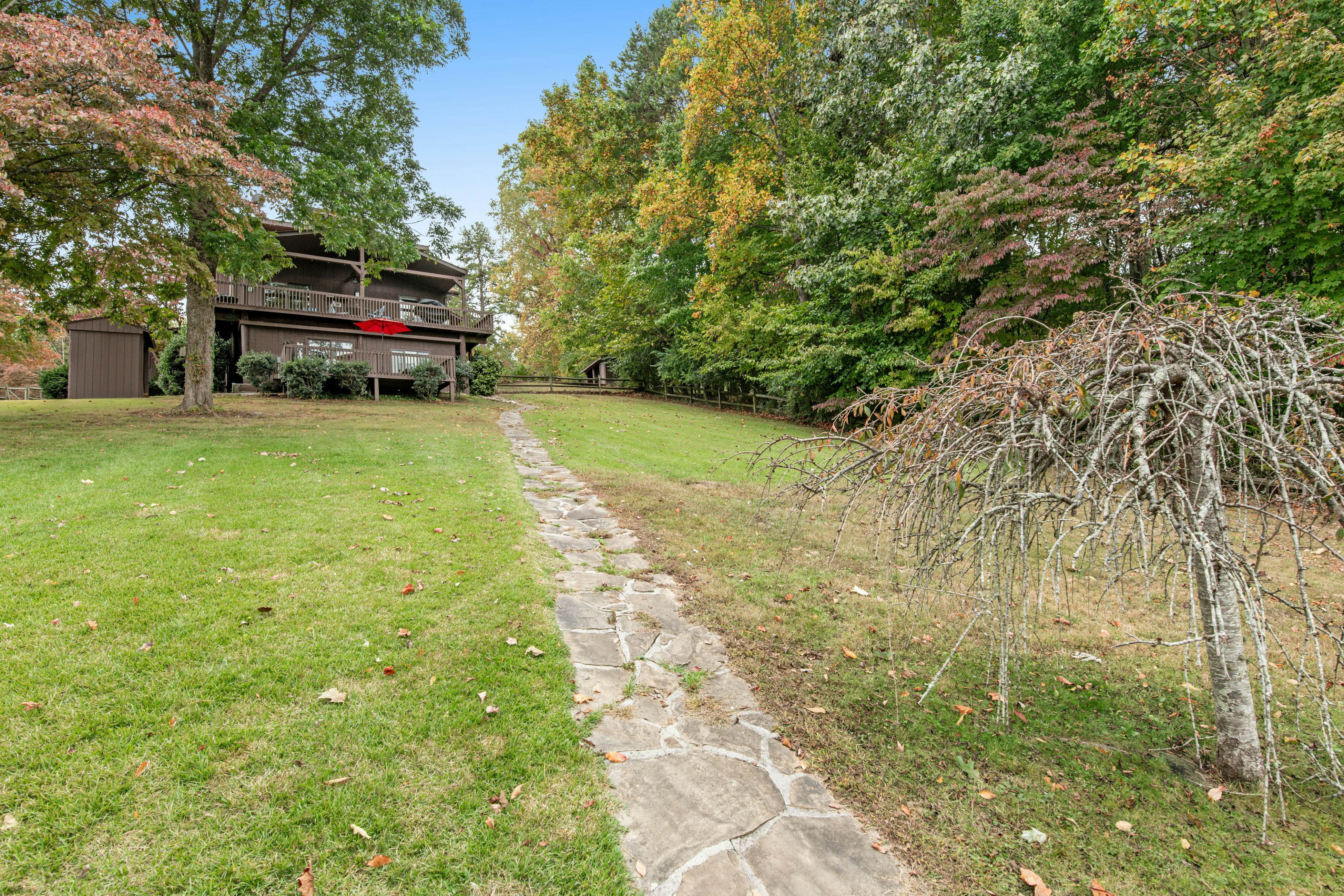 Lakefront Home・Dock・Covered Deck ・Fire Pit・Dogs OK