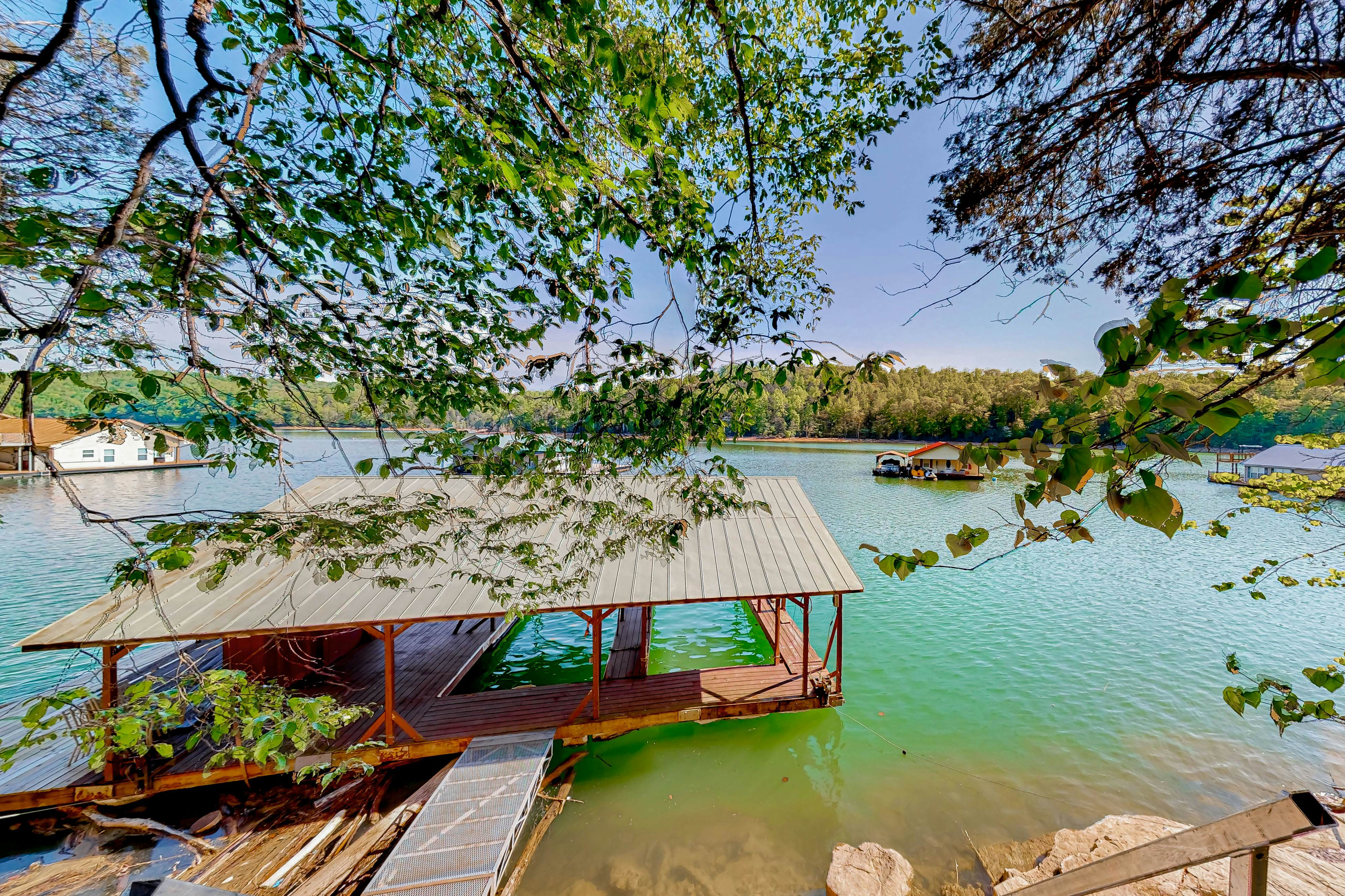 Dog-Friendly Waterfront Home | Firepit・Grill・Deck