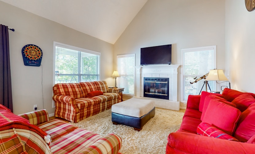 Lake Front Home, Sleeps 12・Games・Fire Pit・Dock