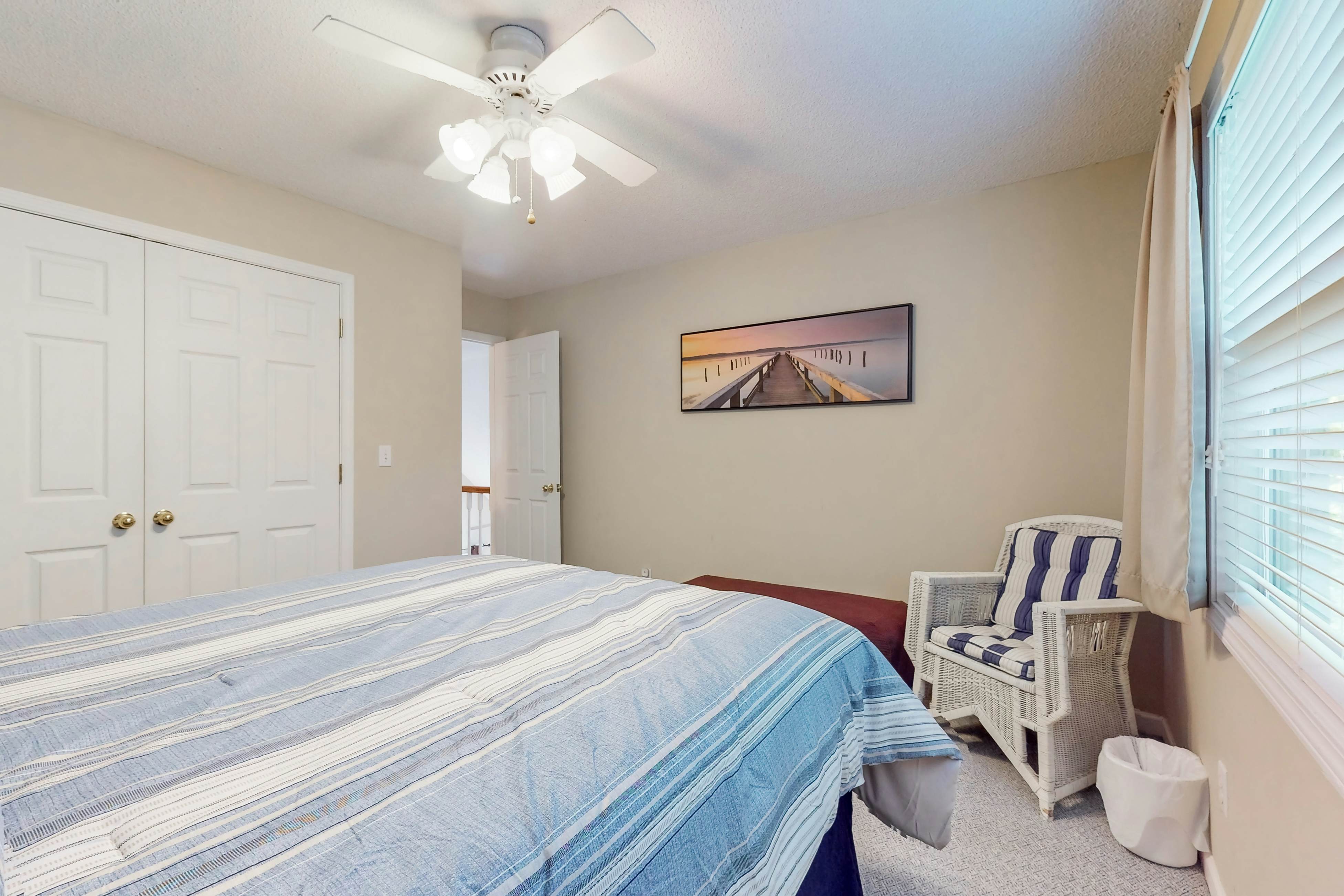 Lake front home with games, fire pit, gas grill and dock