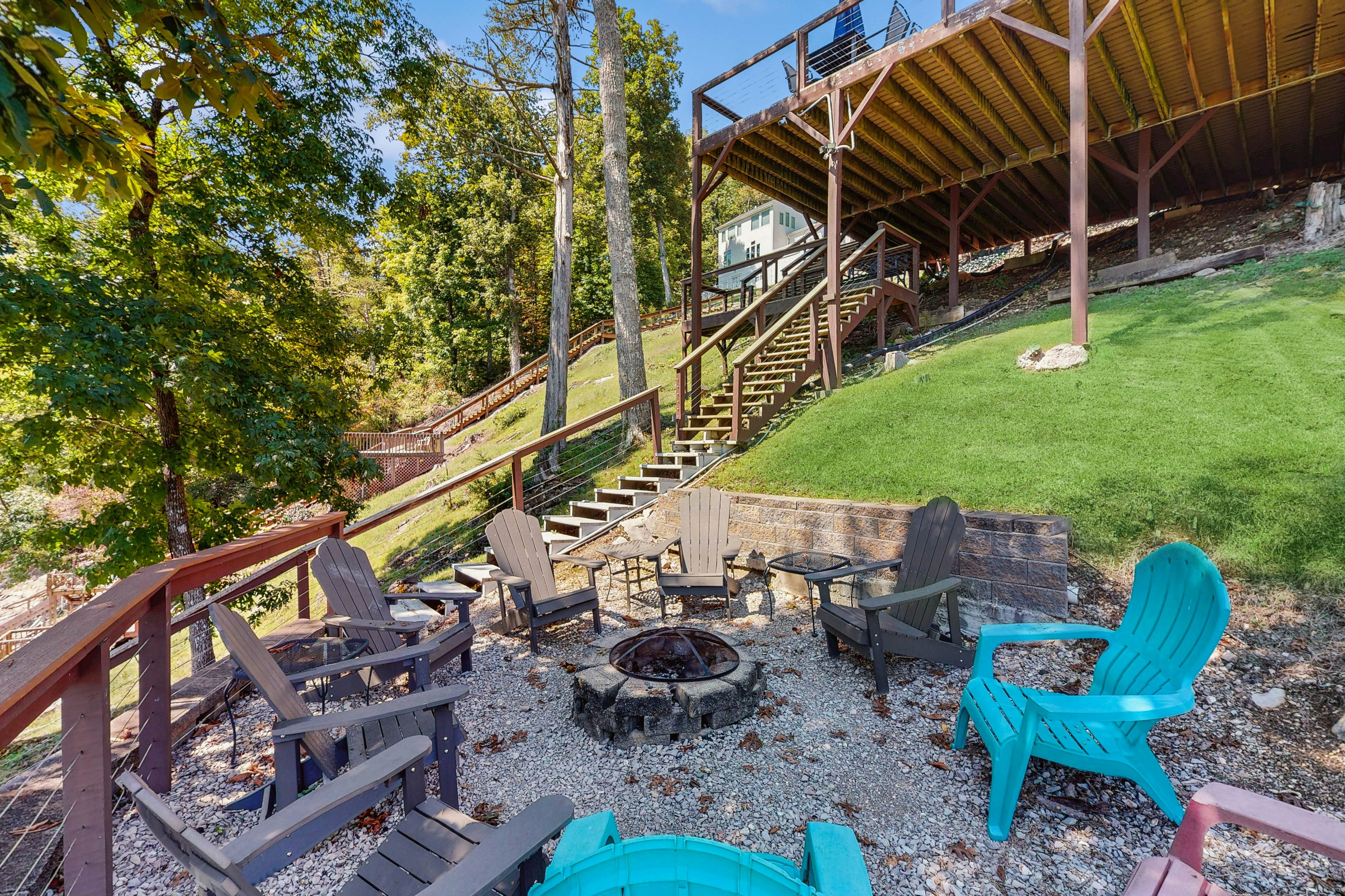 Stunning lake front home w/dock, card tables, wet bar, fire pit & amazing views!