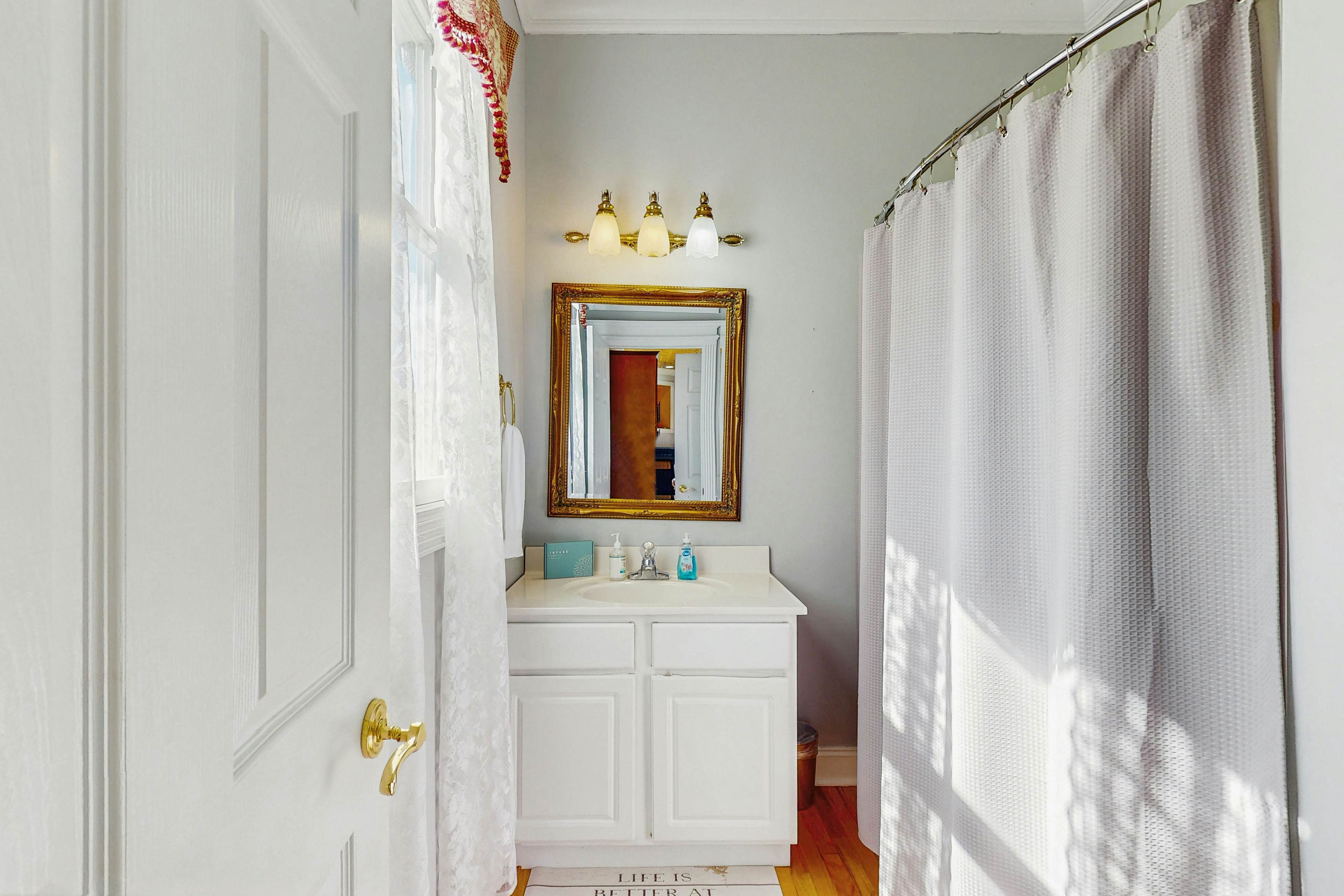 Stunning lake front home w/dock, card tables, wet bar, fire pit & amazing views!