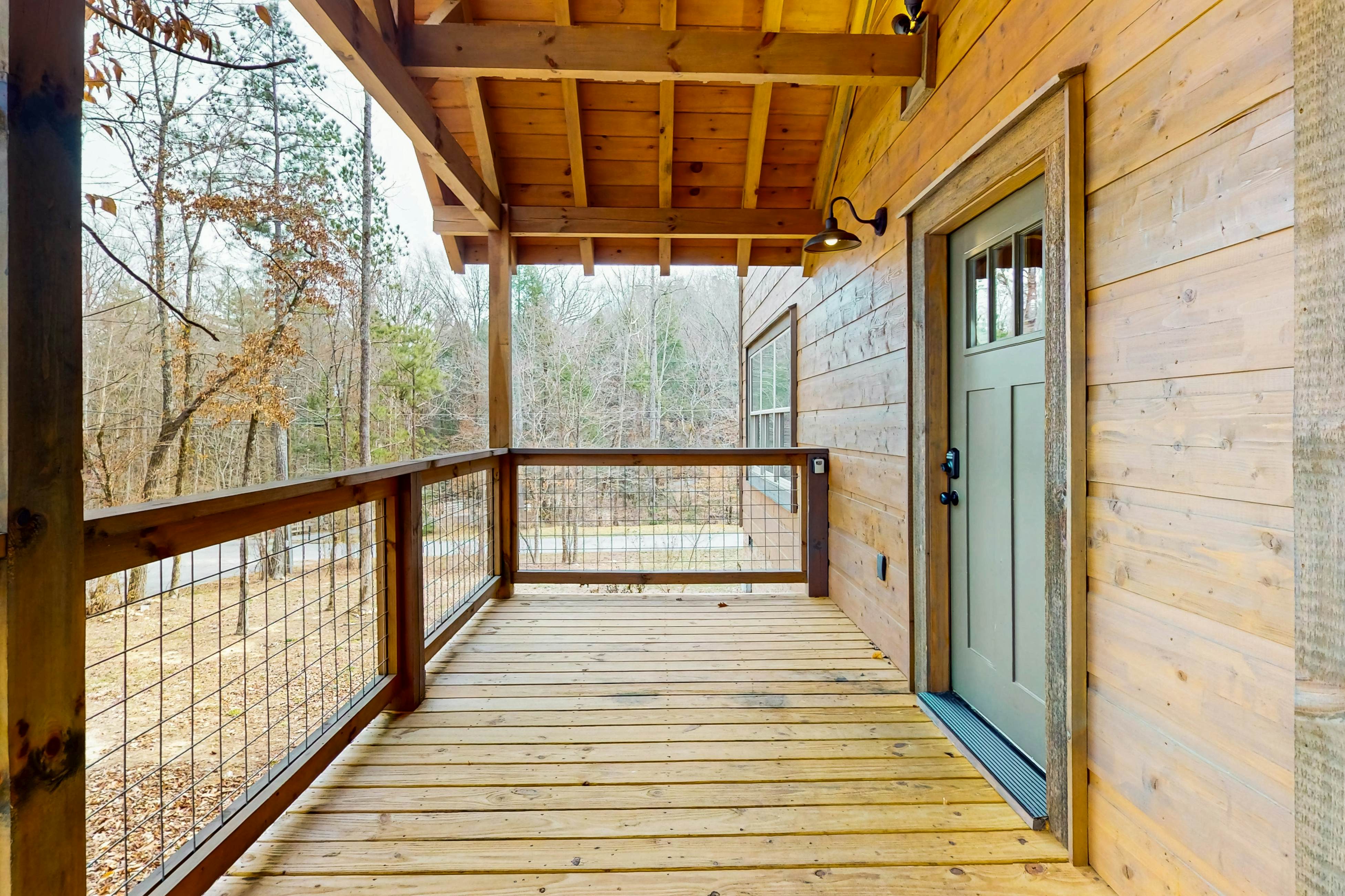 Cozy Cabin, Sleeps 6・Indoor Pool・Hot Tub・Game Room