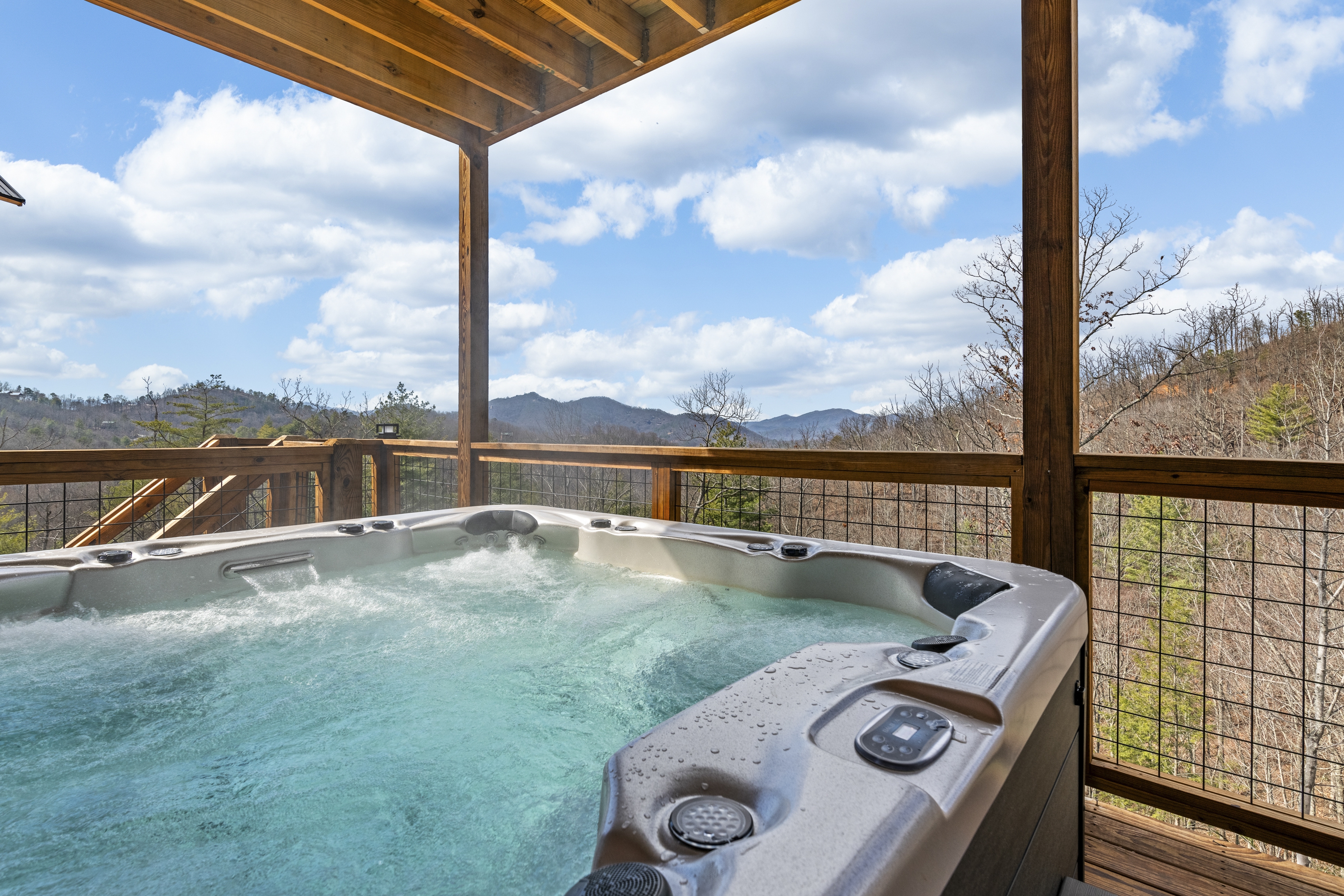 Luxury Retreat, Indoor Pool, Hot Tub, Theater, Games