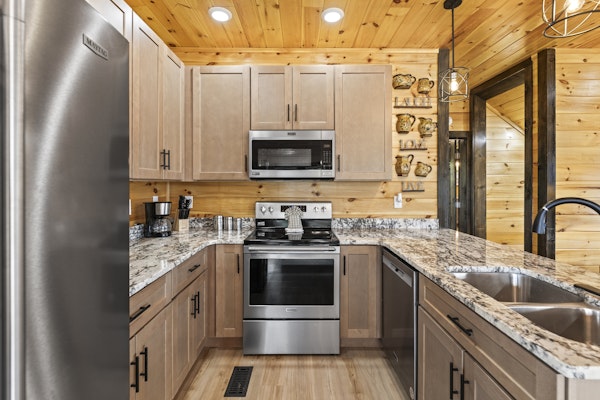 Lovely Cabin, Sleeps 14・Pool・Hot Tub・Theater・Games