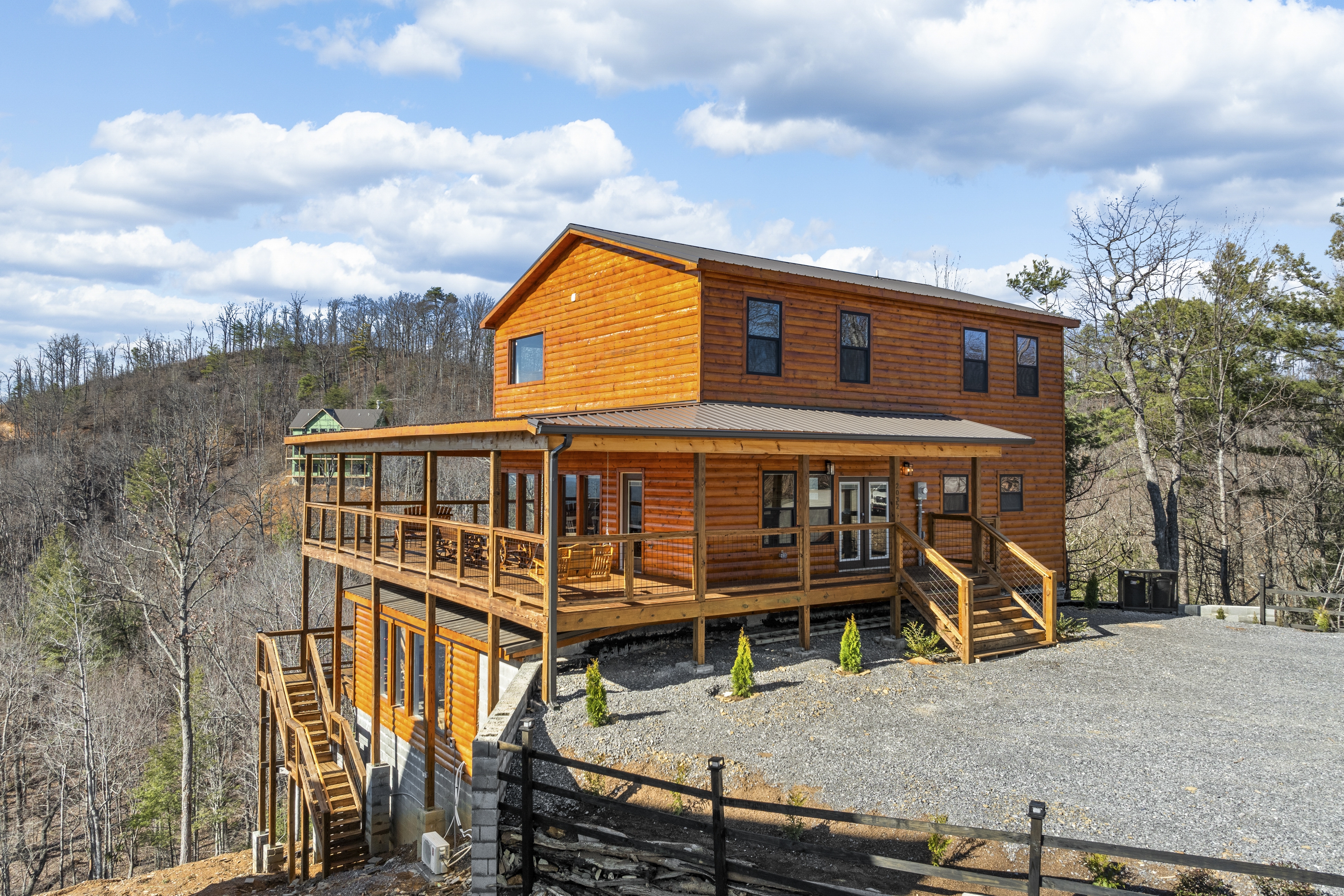 Lovely Cabin, Sleeps 14・Pool・Hot Tub・Theater・Games