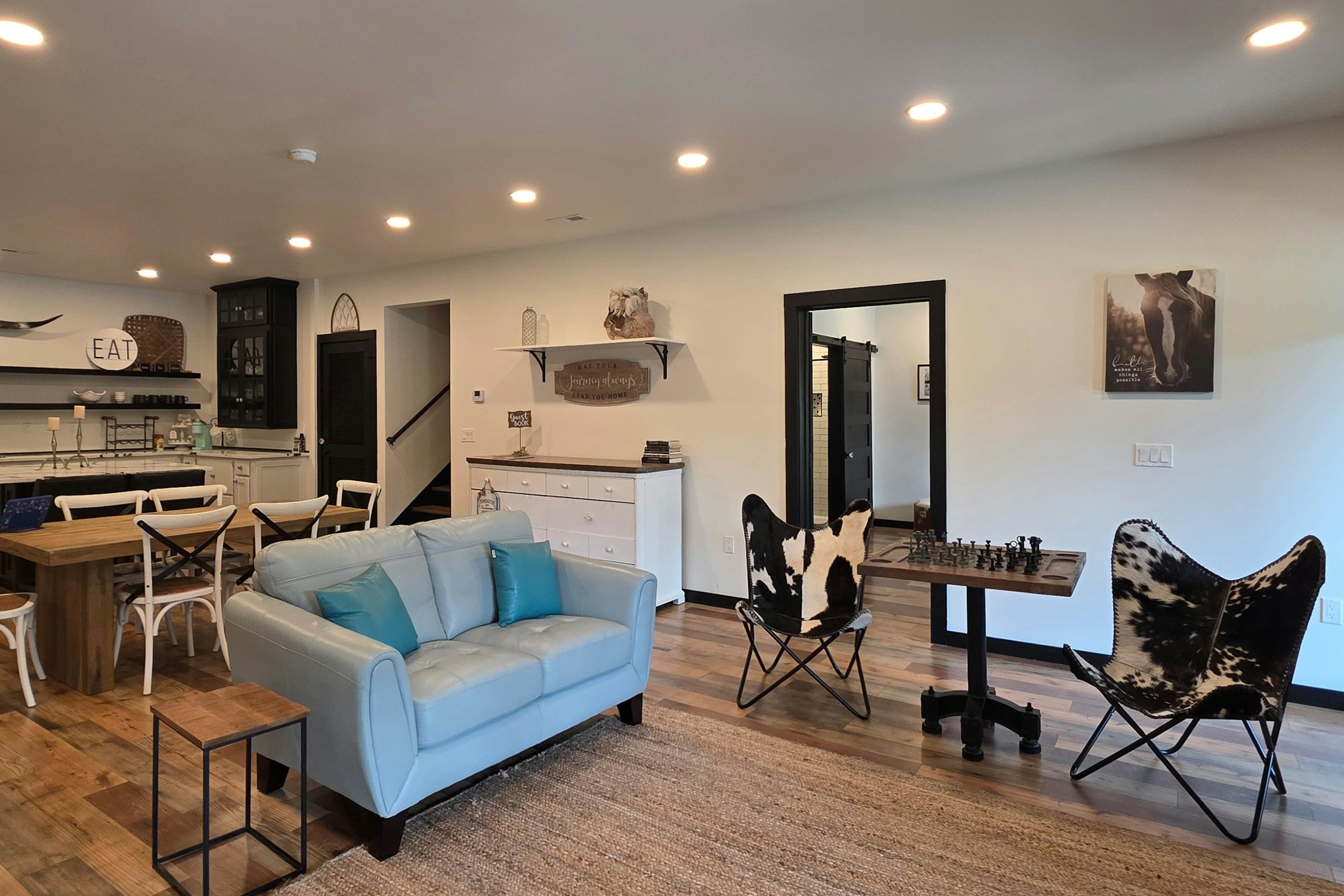 Beautiful Lake Front Retreat, Sleeps 4・Dock・Games