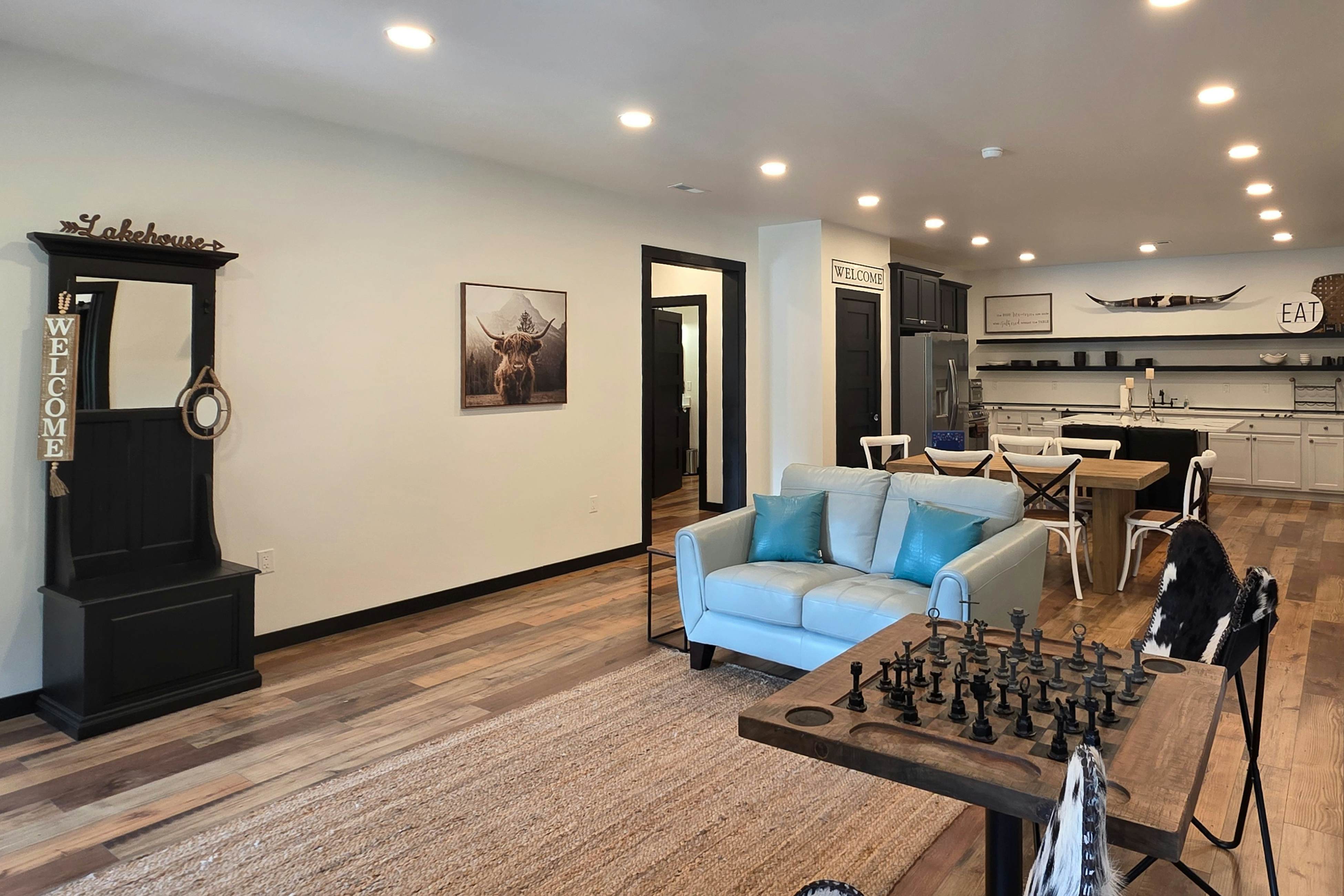 Beautiful Lake Front Retreat, Sleeps 4・Dock・Games