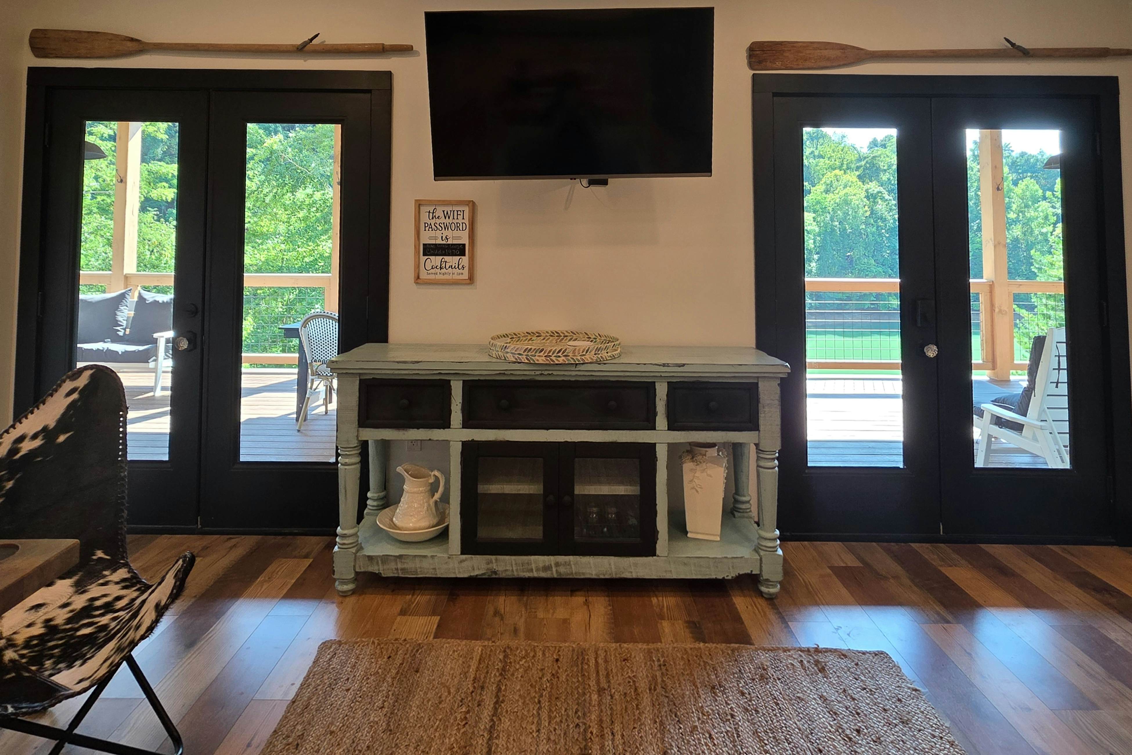 Beautiful Lake Front Retreat, Sleeps 4・Dock・Games