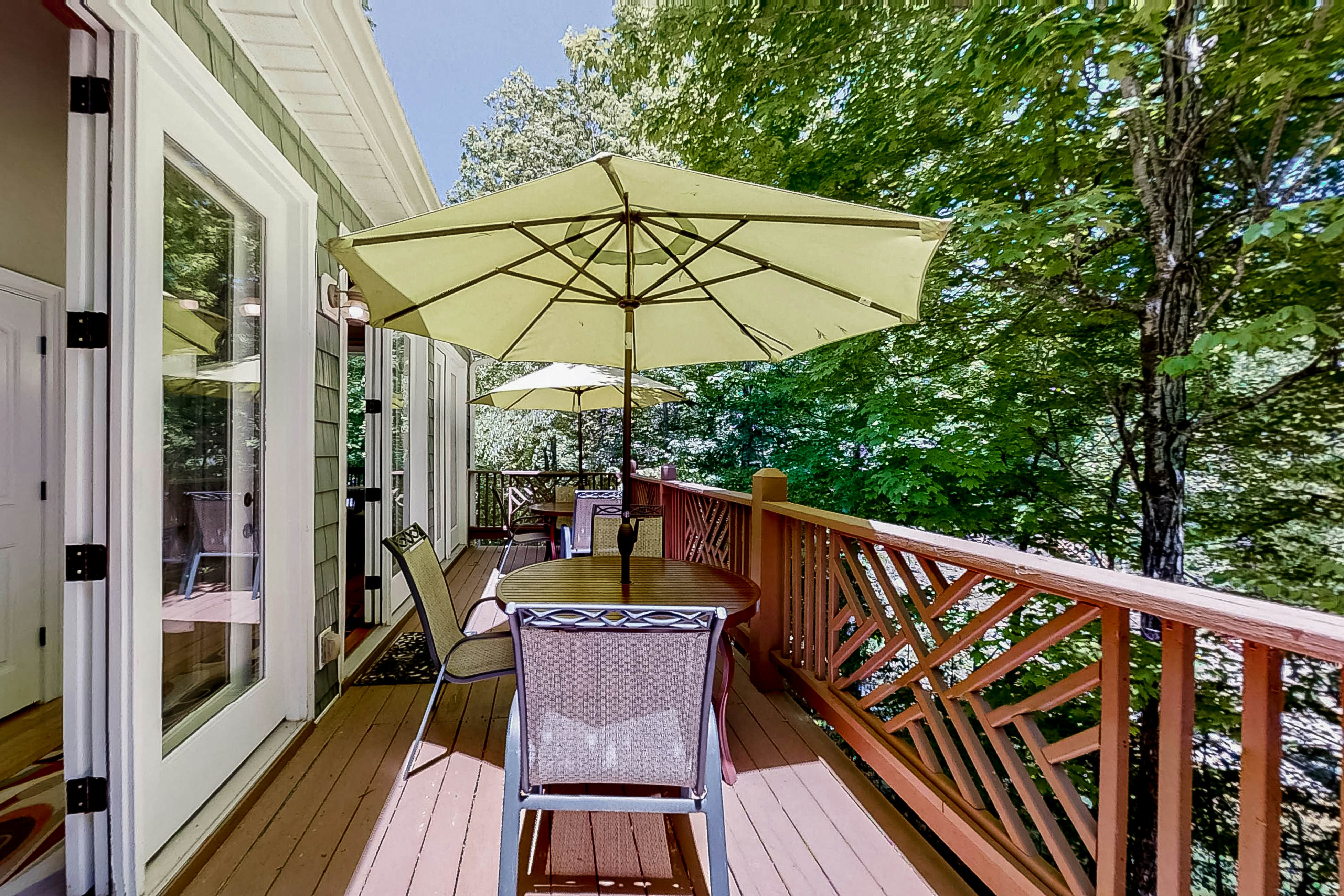 Charming Lakefront Home, Sleep 12・Dock・Boat Launch