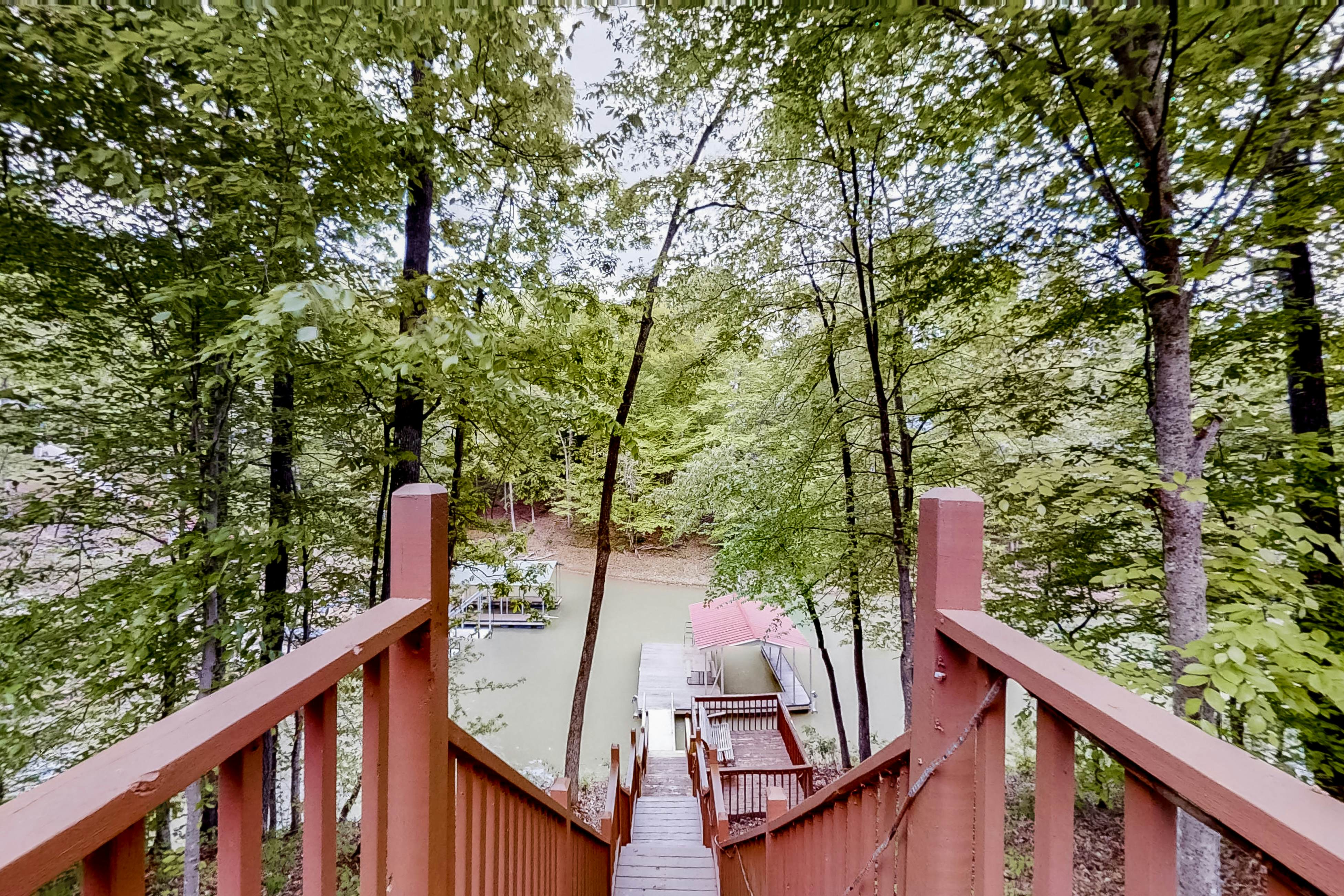 Charming Lakefront Home, Sleep 12・Dock・Boat Launch