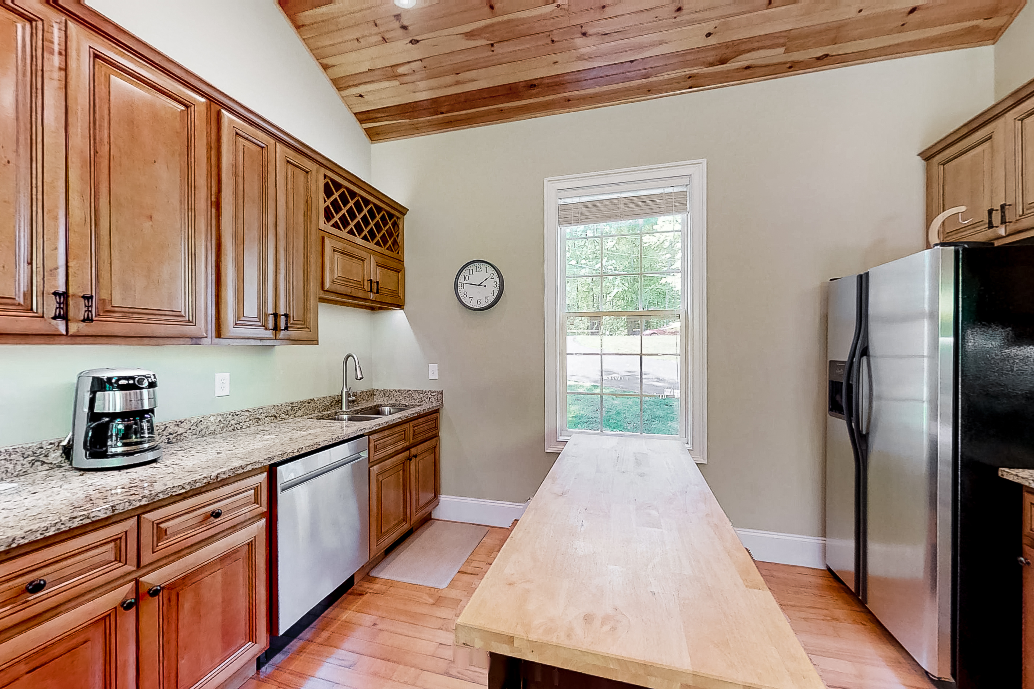 Charming Lakefront Home, Sleep 12・Dock・Boat Launch