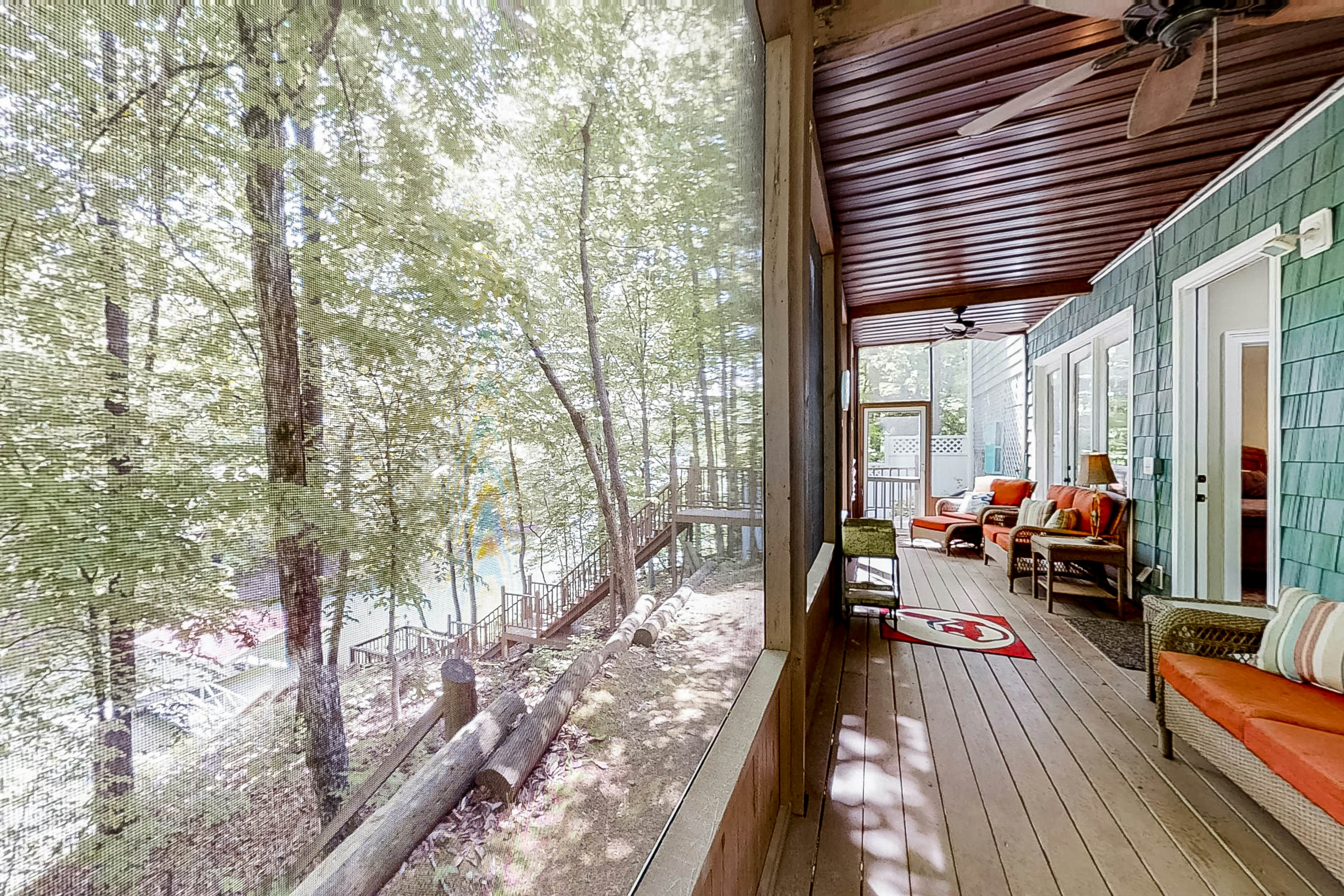 Charming Lakefront Home, Sleep 12・Dock・Boat Launch