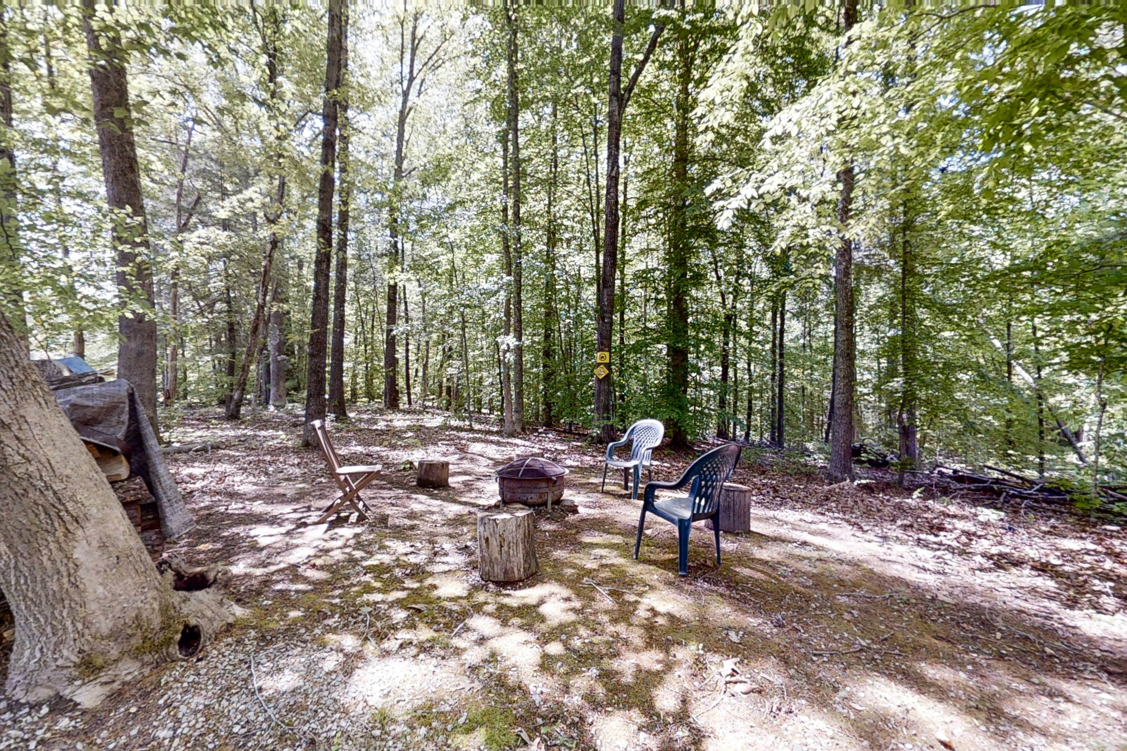 Charming Lakefront Home, Sleep 12・Dock・Boat Launch