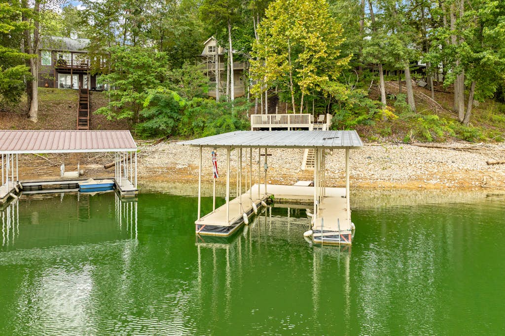 Lakefront Norris Cabin Retreat・Dock・Games・Hot Tub
