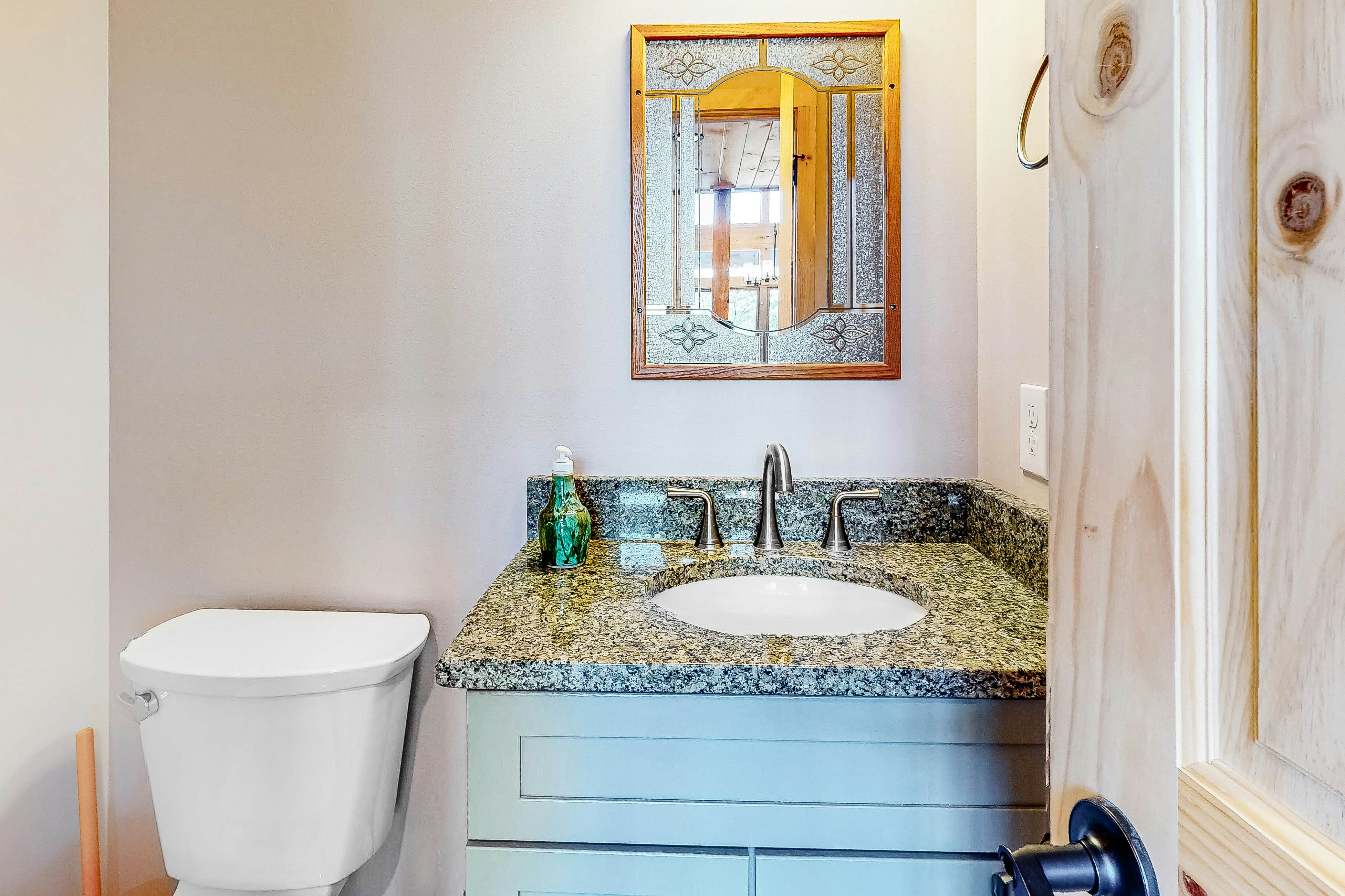 Hillside Cabin w/ Free Attraction TIckets, Private Hot Tub, & Stunning Views