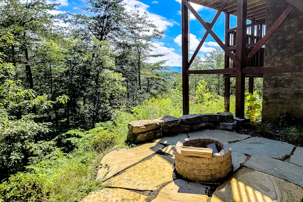 Hillside Cabin Escape・Hot Tub・ADA Accessible・Views