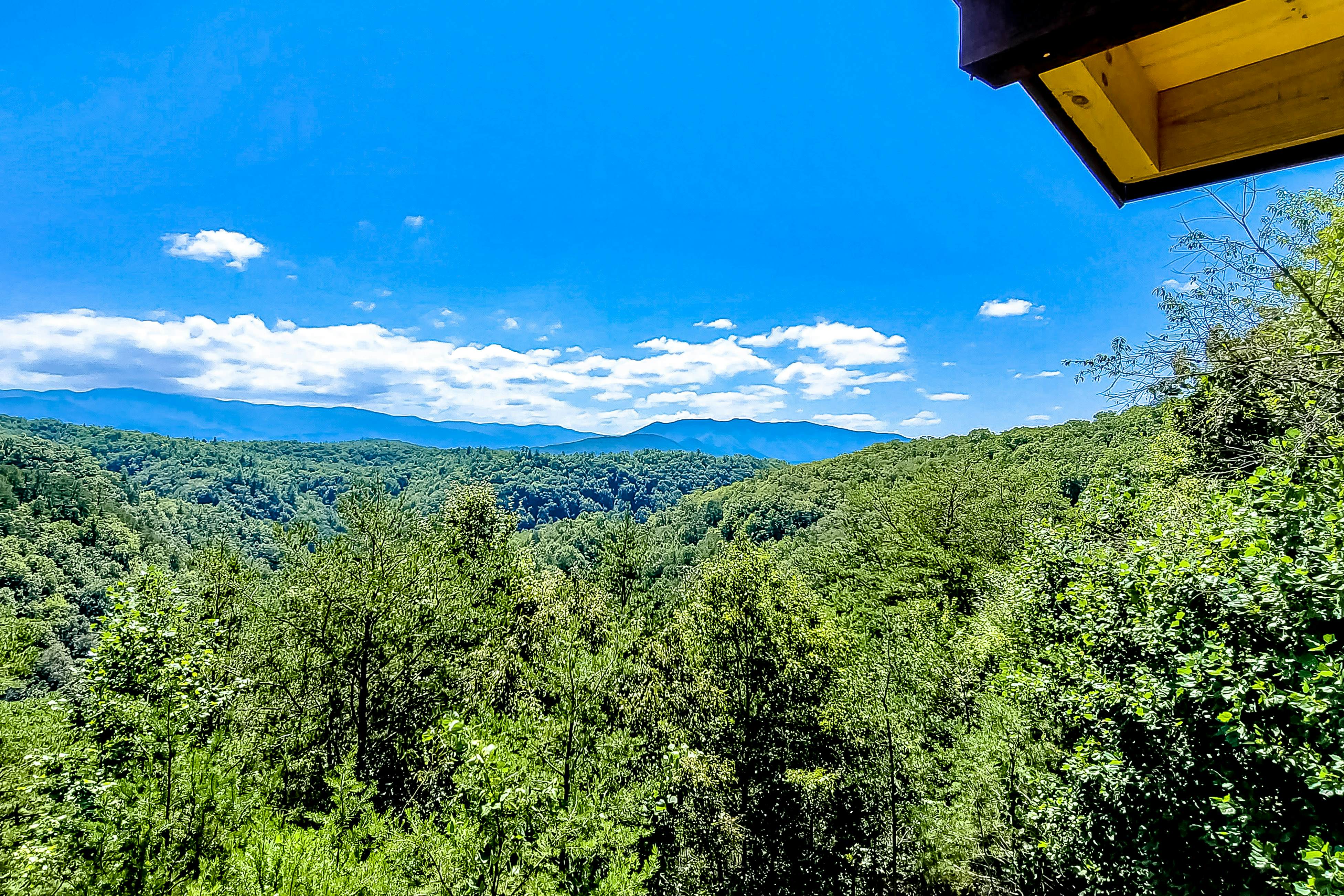 Hillside Cabin w/ Free Attraction TIckets, Private Hot Tub, & Stunning Views