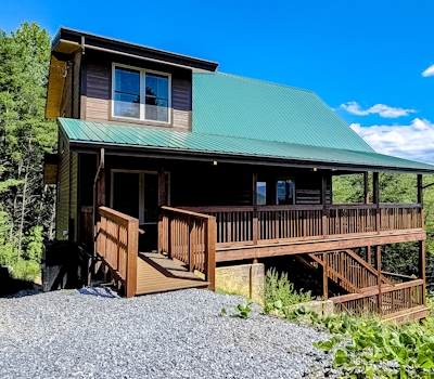 Hillside Cabin, Sleeps 10・Hot Tub・Stunning Views