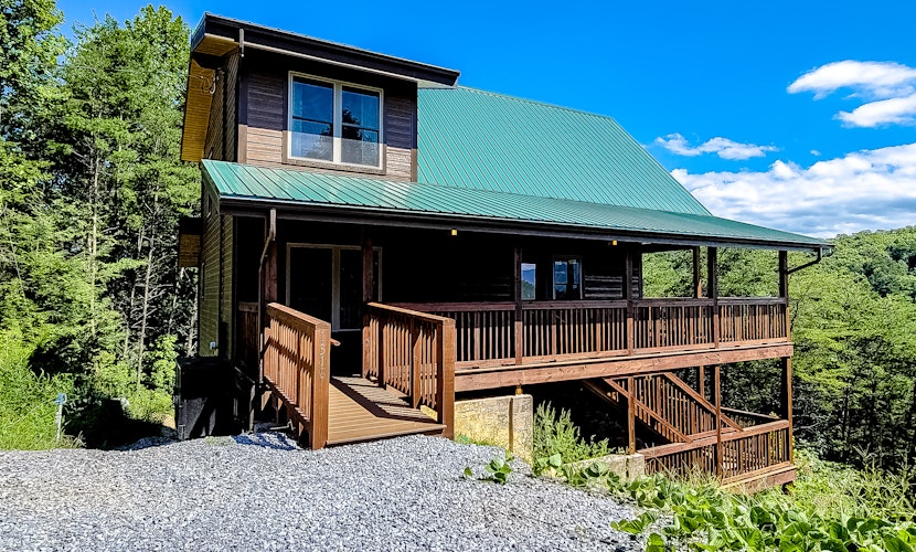 Hillside Cabin, Sleeps 10・Hot Tub・Stunning Views