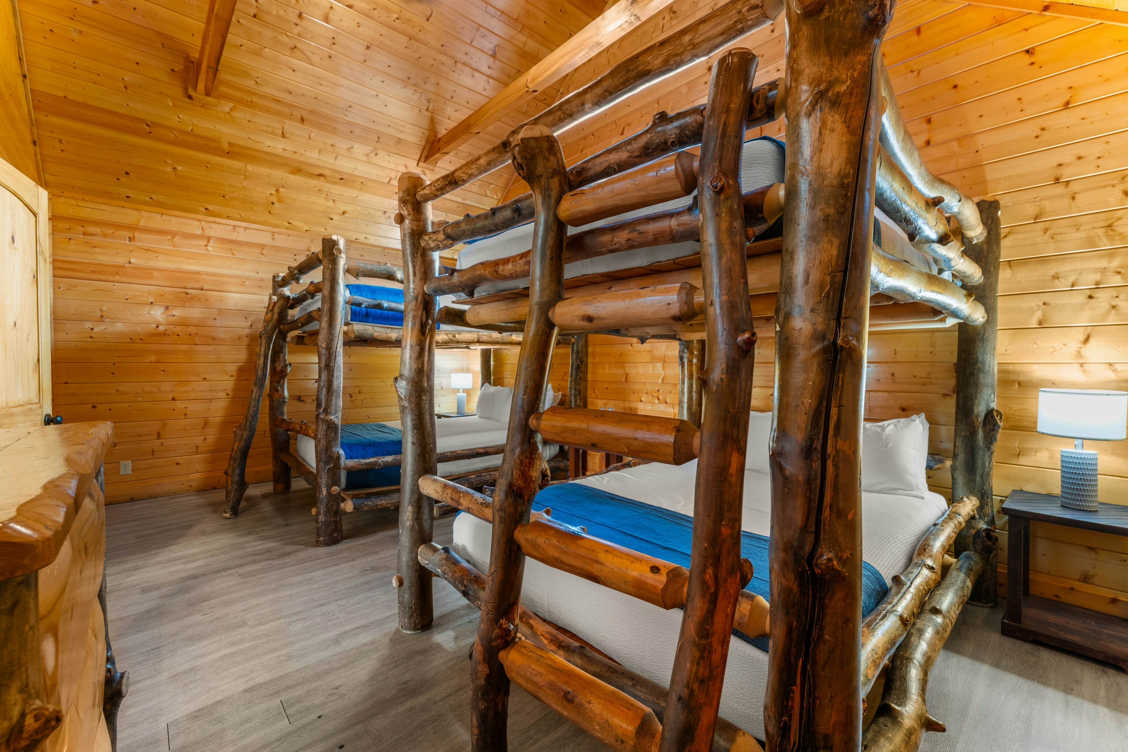 Amazing Cabin, Sleeps 58・Hot Tub・Billiards・Theater