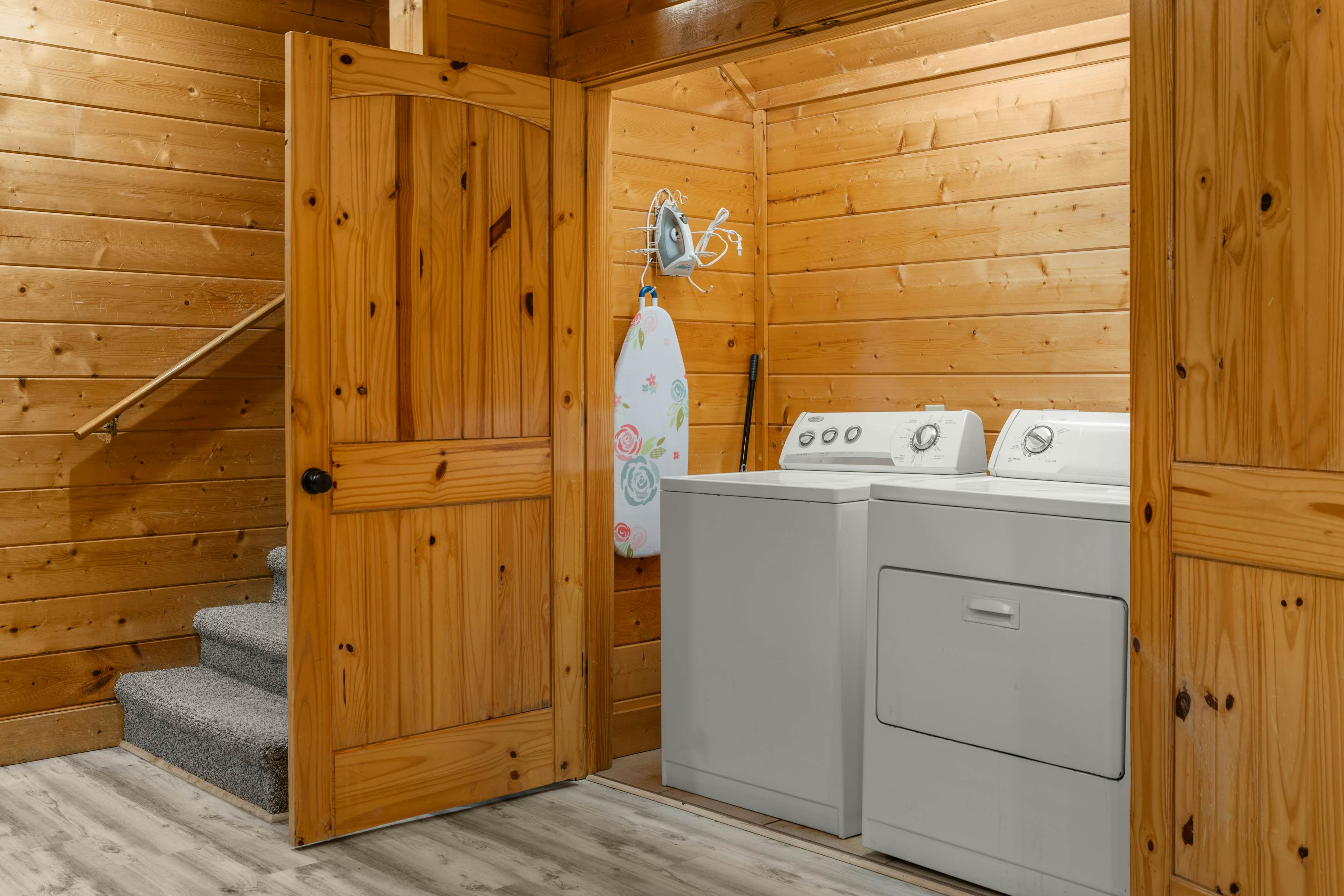 Amazing Cabin, Sleeps 58・Hot Tub・Billiards・Theater