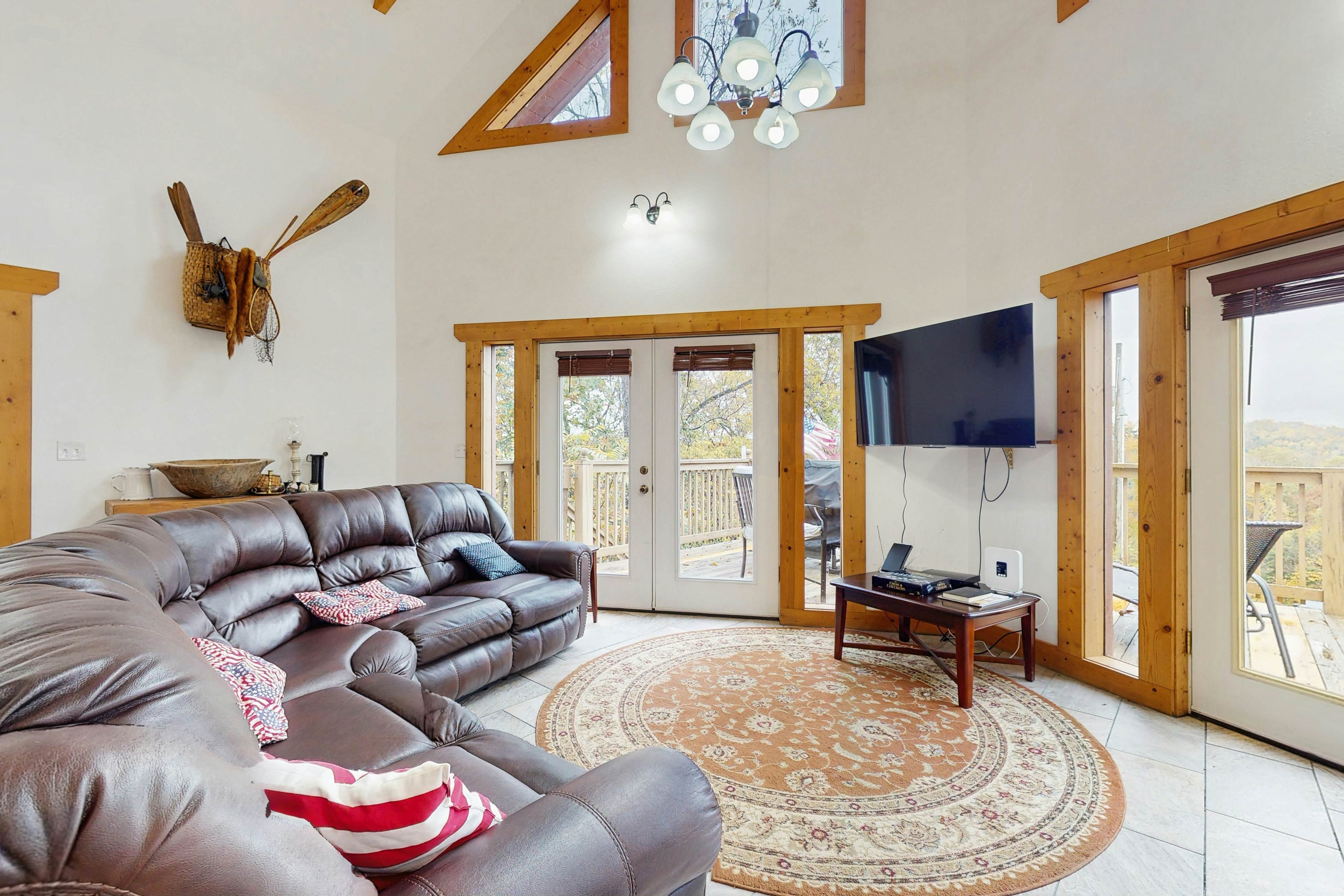 Unique Cabin, Sleep 6・Amazing Mtn View・Pond Access