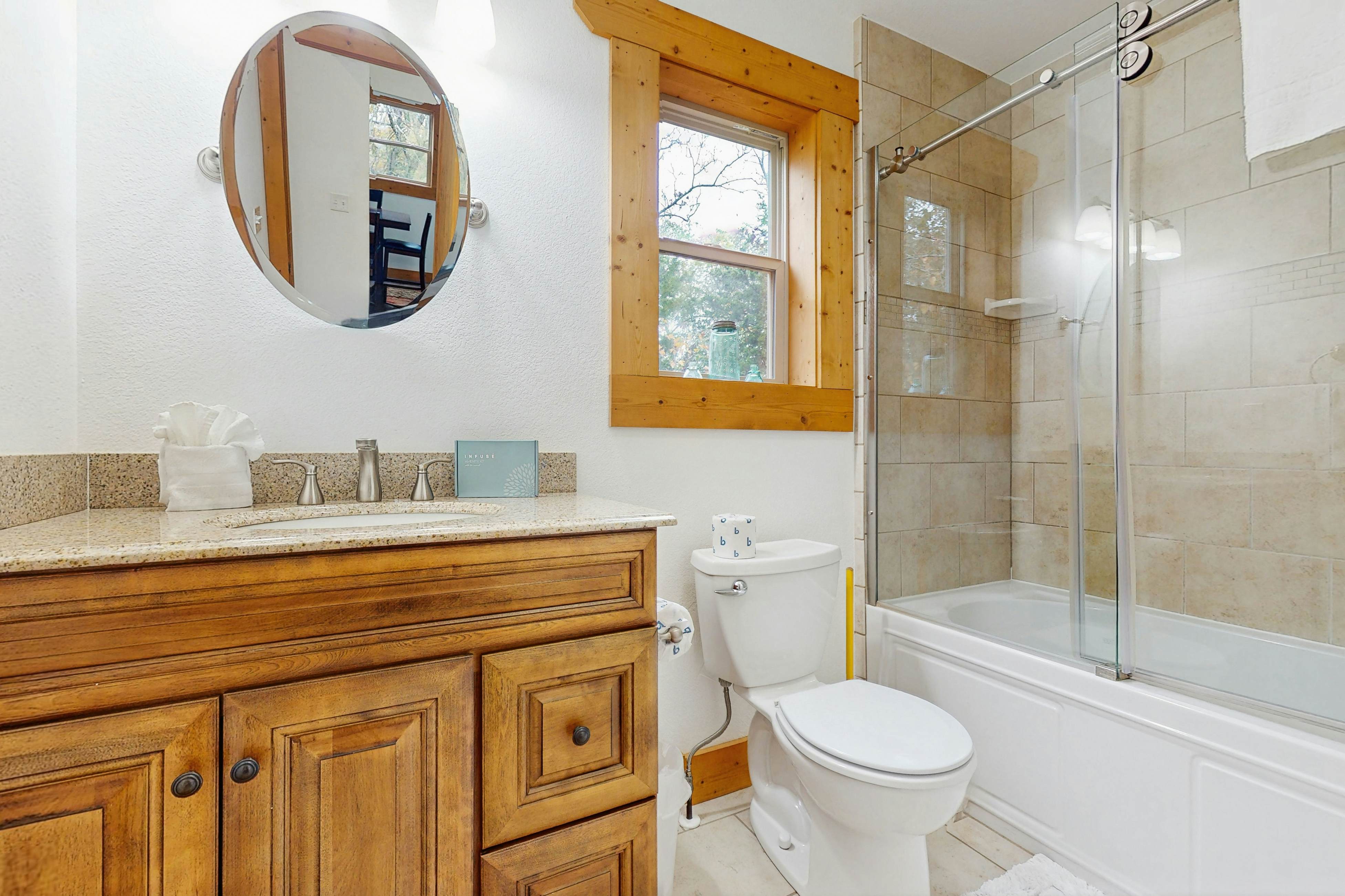 Unique Cabin, Sleep 6・Amazing Mtn View・Pond Access