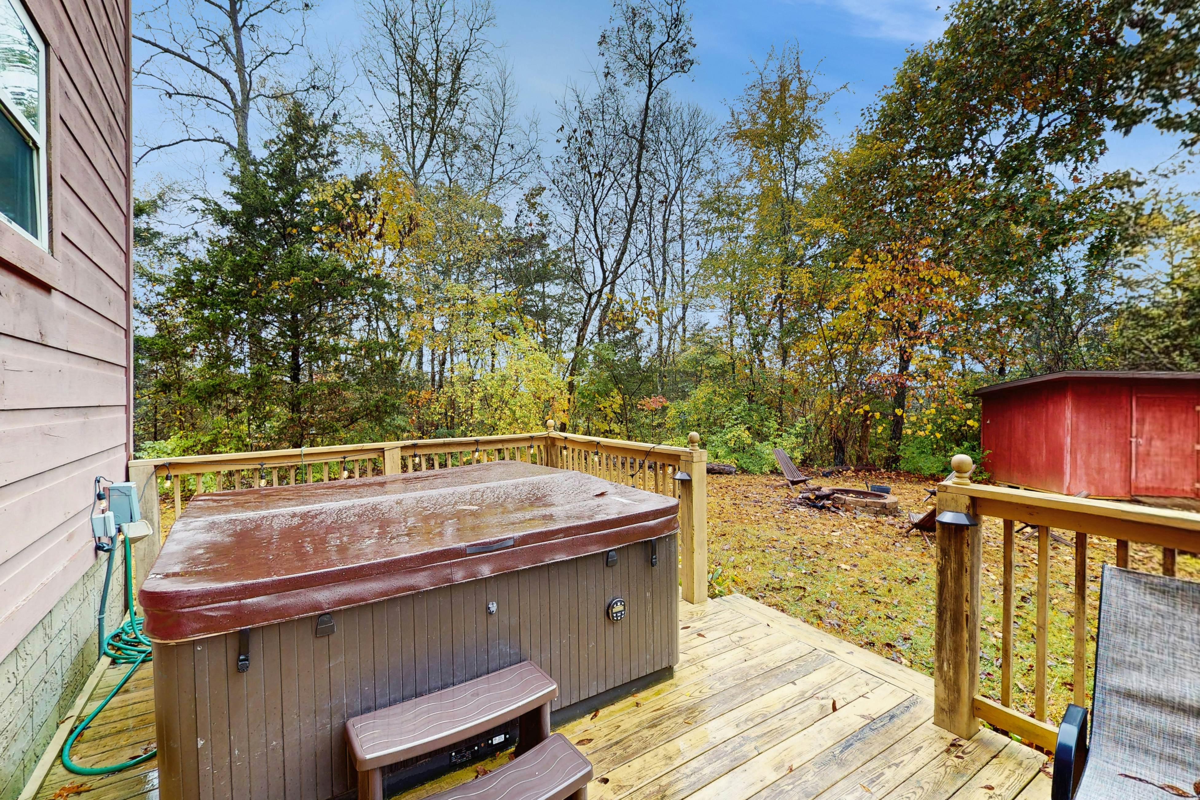 Unique Cabin, Sleep 6・Amazing Mtn View・Pond Access