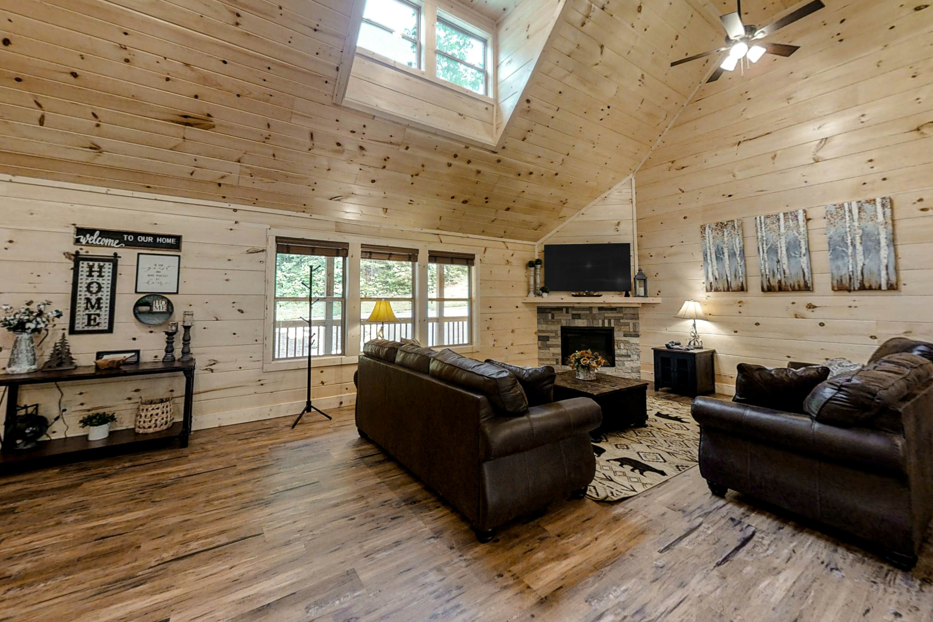 Dog-Friendly Cabin w/Hot Tub, Deck, & Shared Pool + Free Attraction Tickets