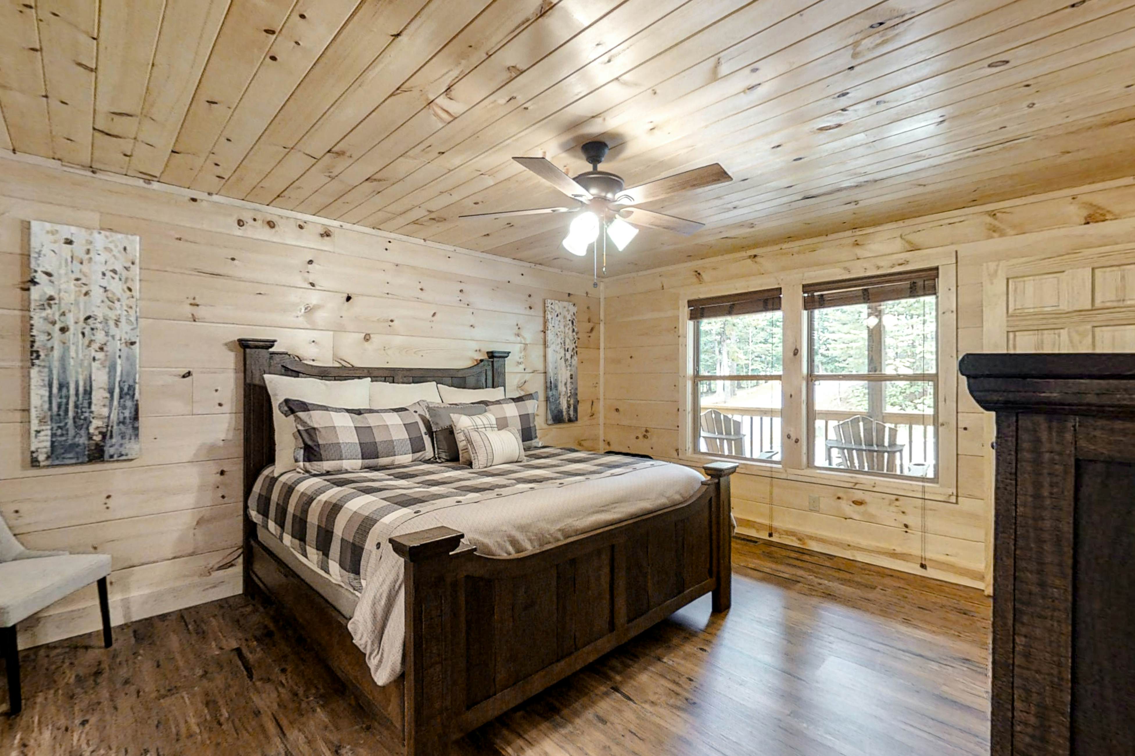 Dog-Friendly Cabin w/Hot Tub, Deck, & Shared Pool + Free Attraction Tickets