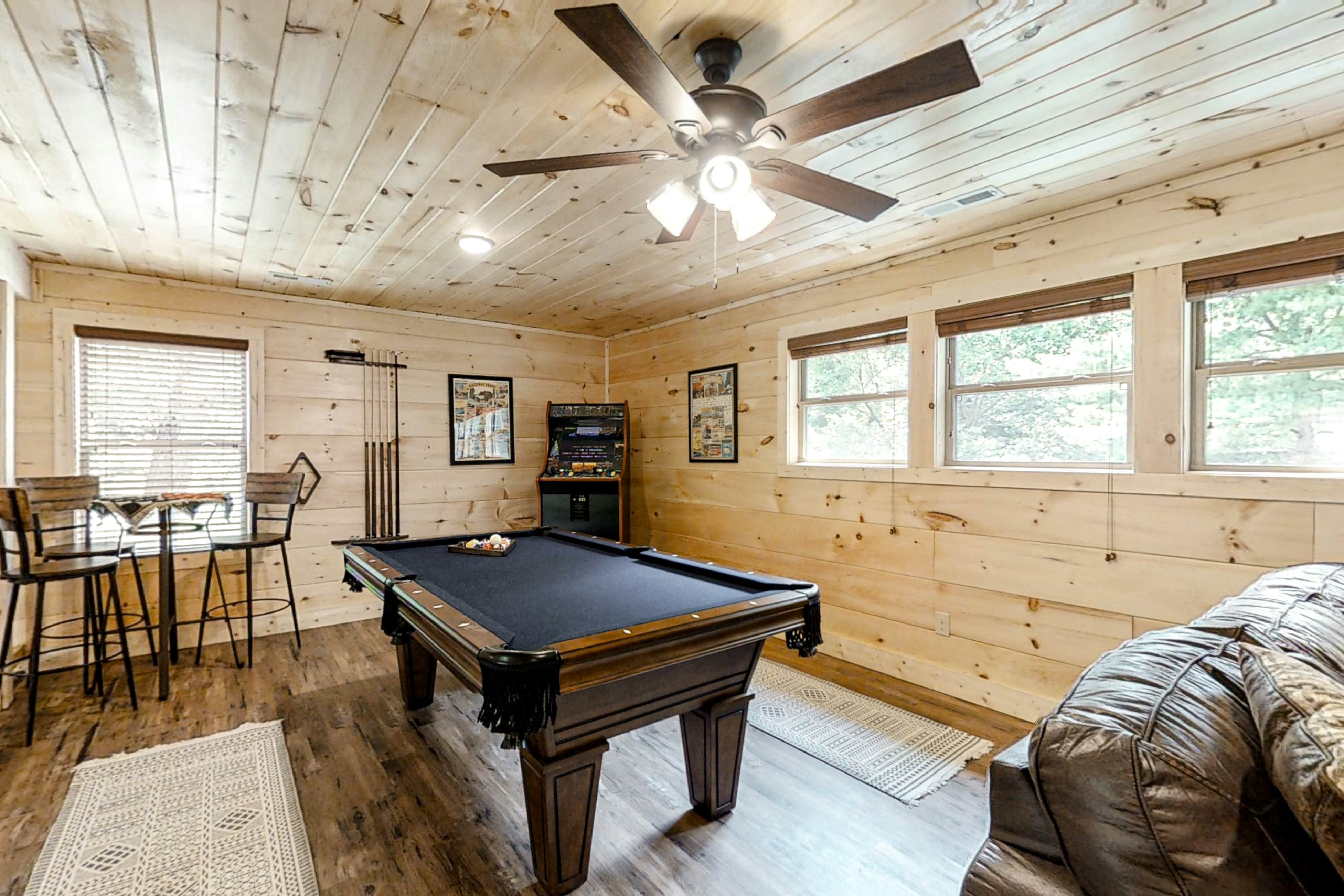 Dog-Friendly Cabin w/Hot Tub, Deck, & Shared Pool + Free Attraction Tickets