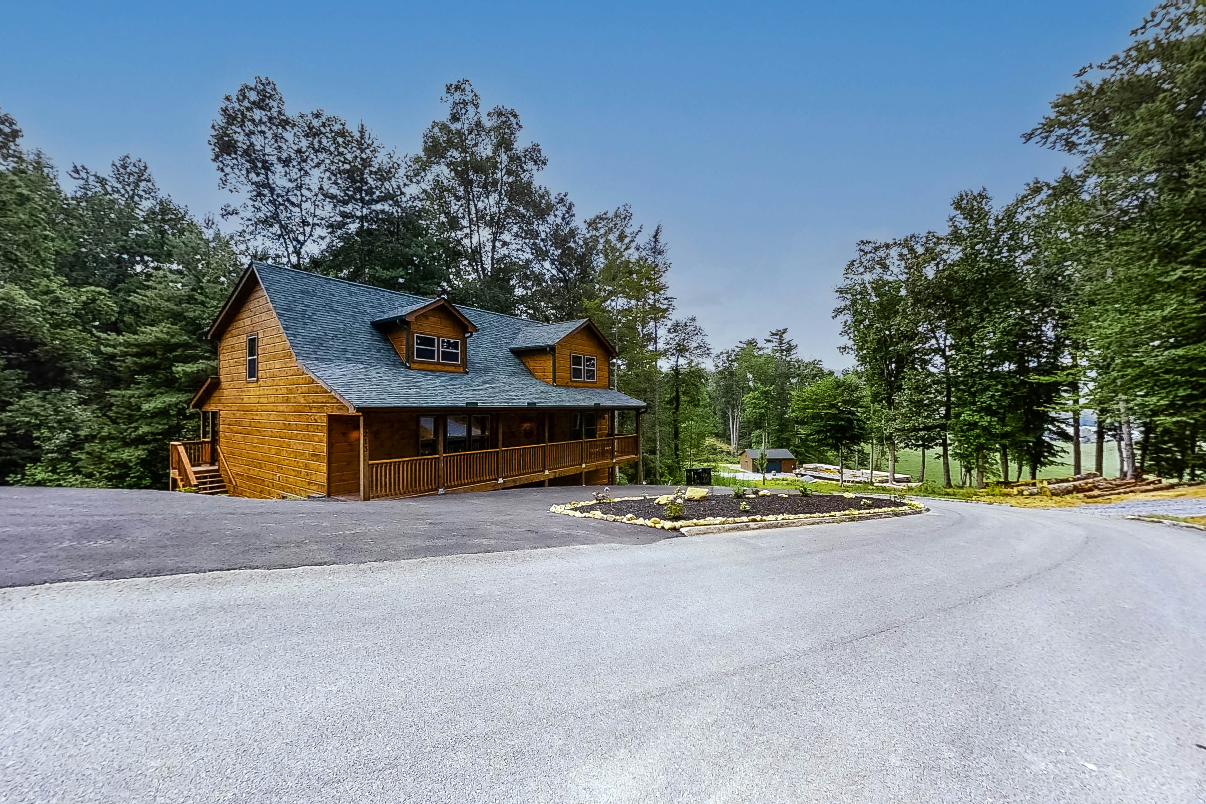 Dog-Friendly Cabin w/Hot Tub, Deck, & Shared Pool + Free Attraction Tickets