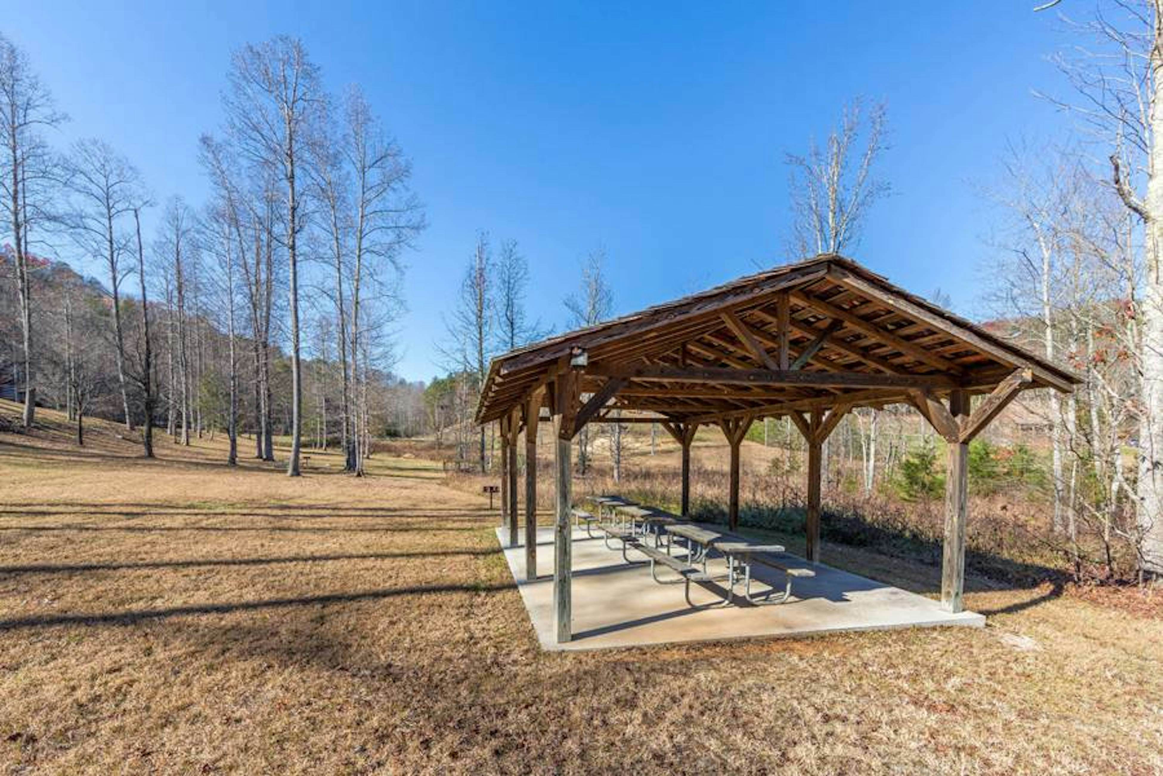 Dog-Friendly Cabin w/Hot Tub, Deck, & Shared Pool + Free Attraction Tickets