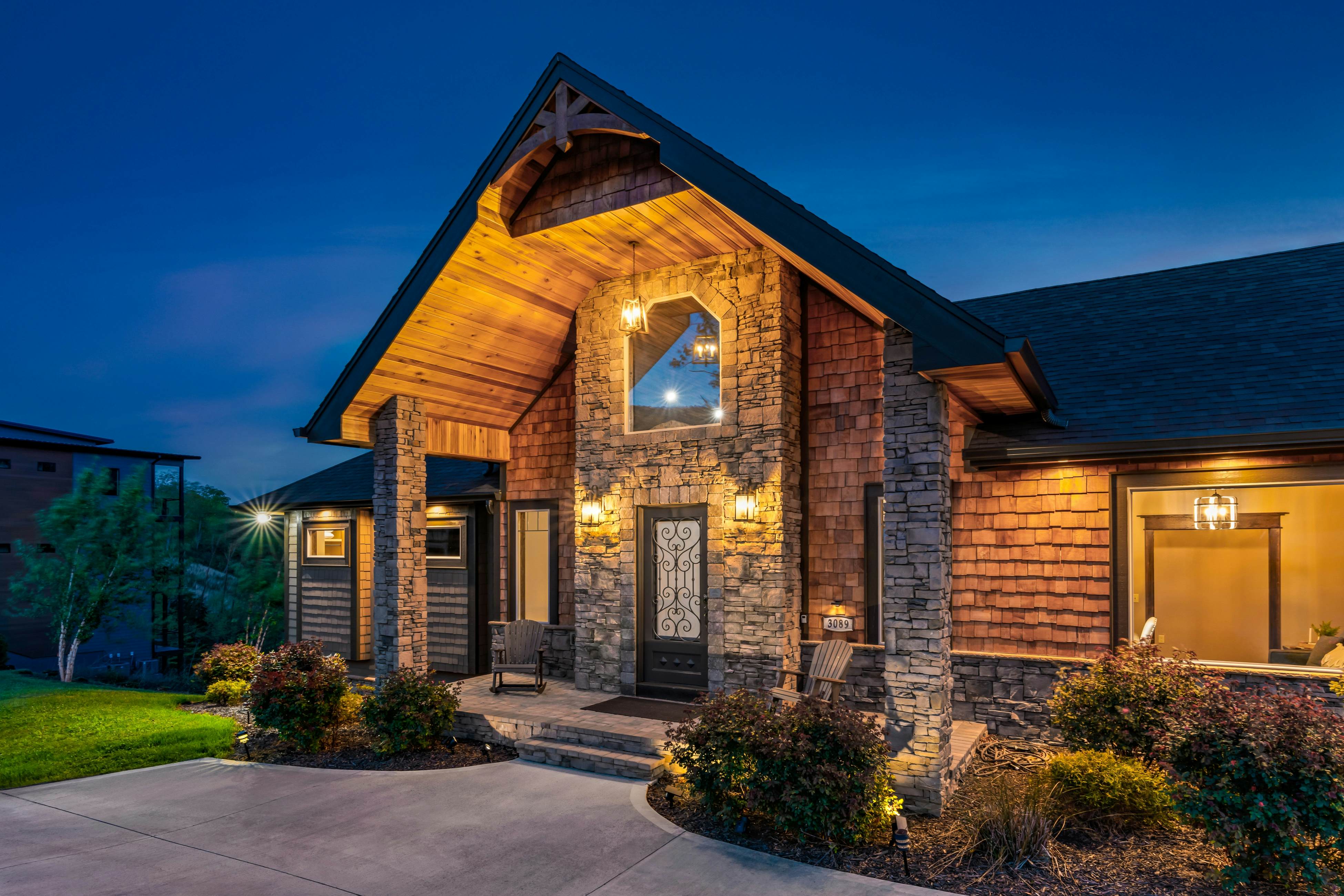 Mtn-view home w/ fireplace, game room, private hot tub + free attraction tickets