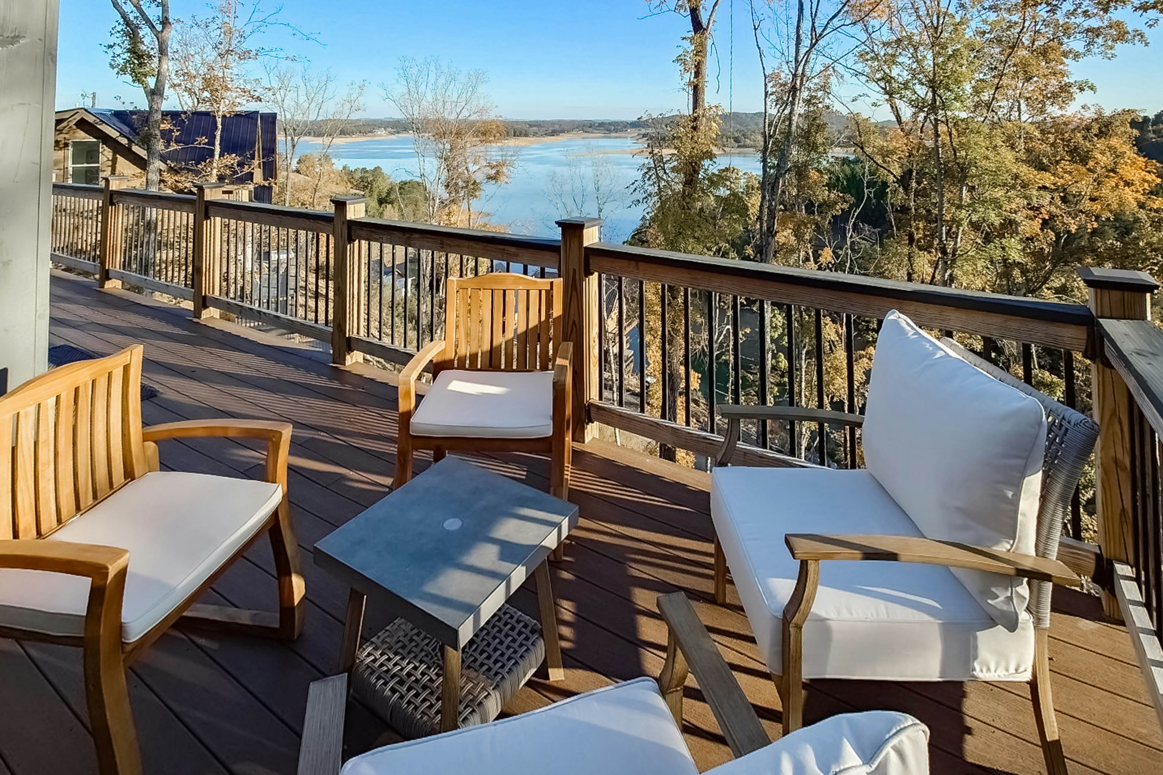 New Cabin Overlooking Douglas Lake ・Hot Tub