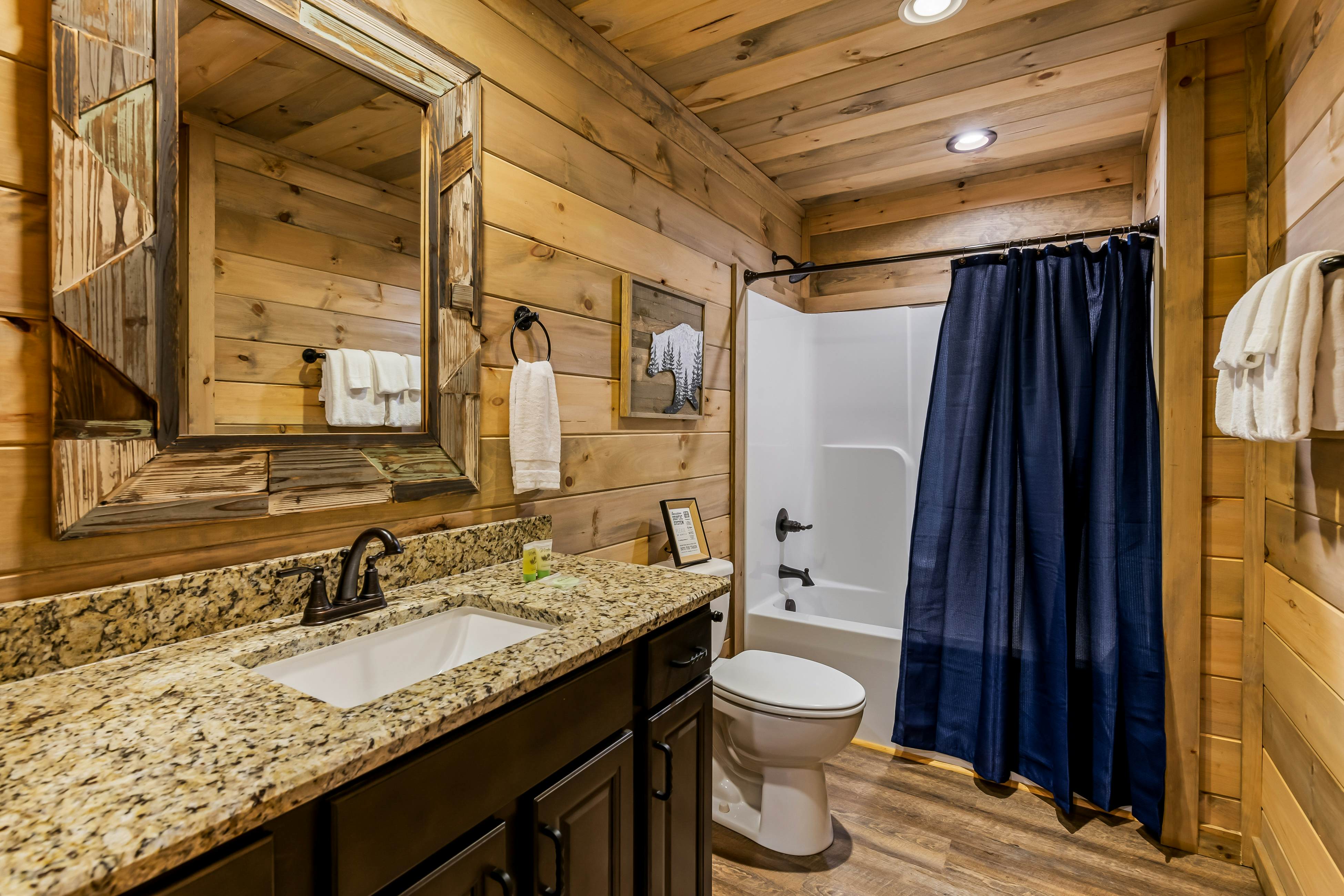 Spacious Scenic Cabin, Sleep 12・Games・Hot Tub・View