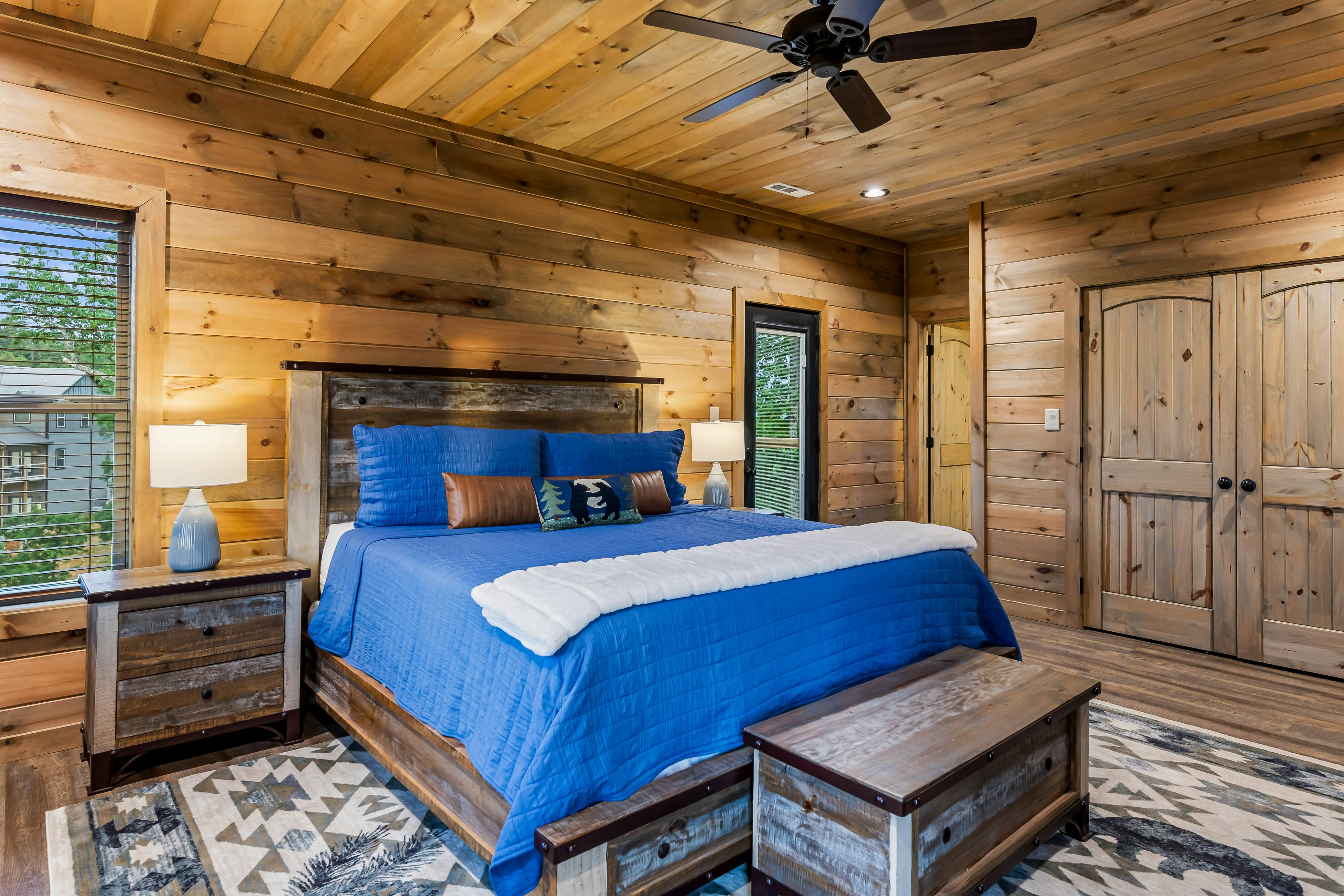 Spacious Scenic Cabin, Sleep 12・Games・Hot Tub・View