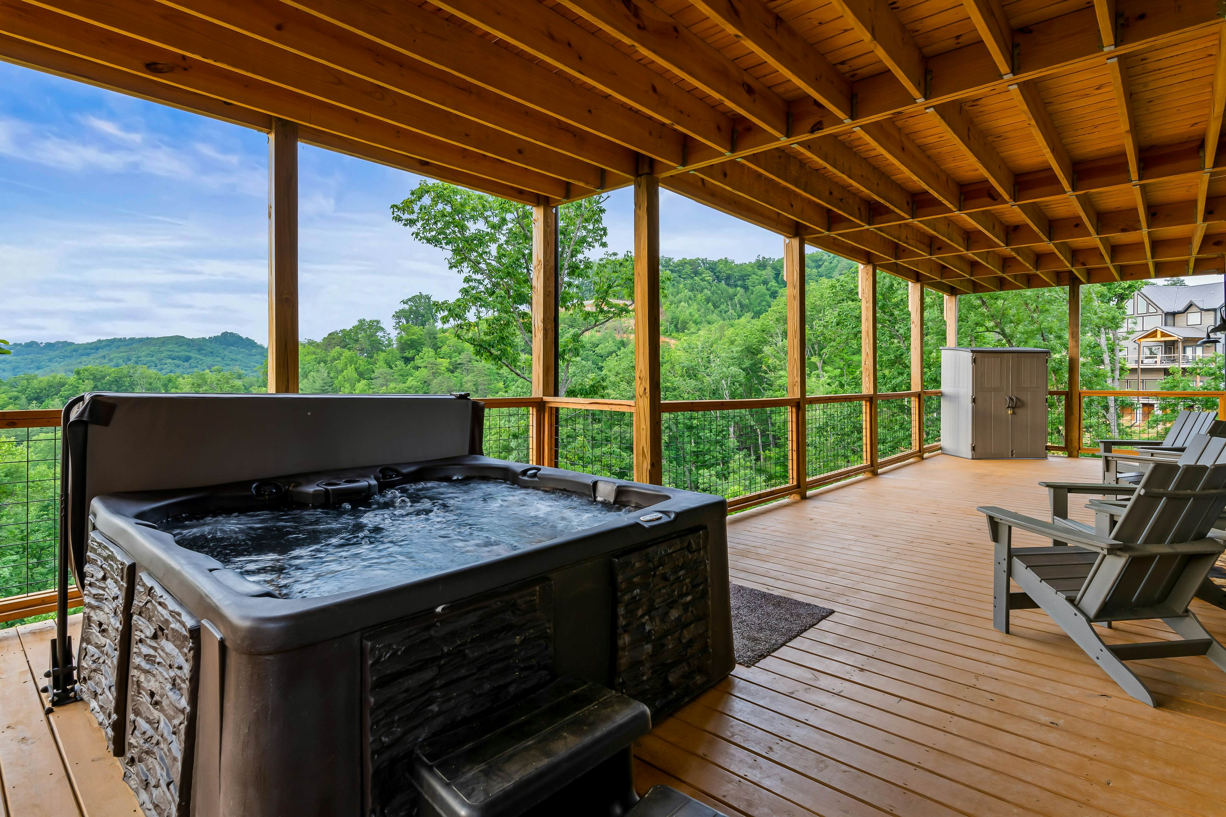 Spacious Scenic Cabin, Sleep 12・Games・Hot Tub・View