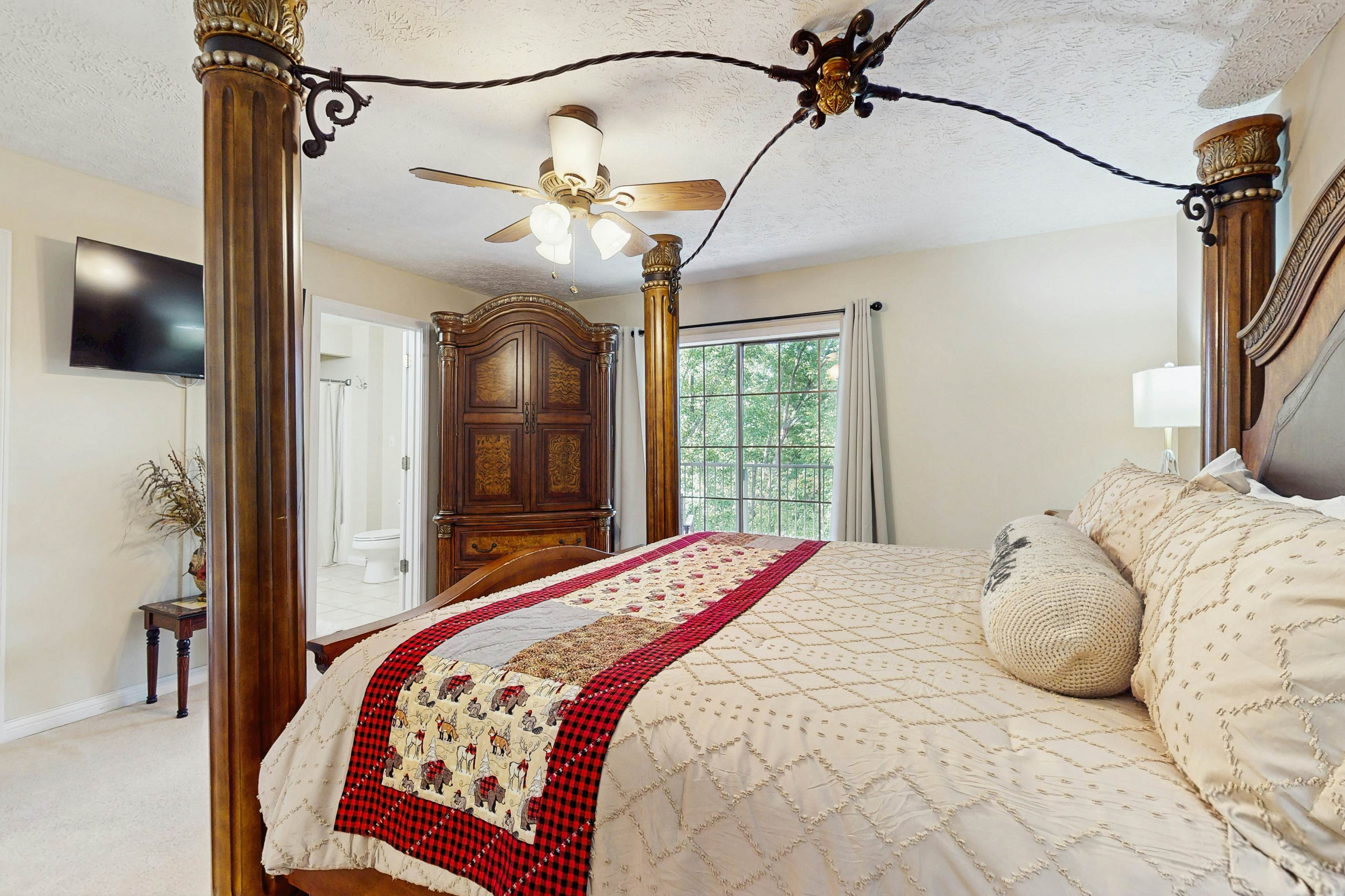 Stunning & Serene Cabin, Sleeps 6・Hot Tub・Grill