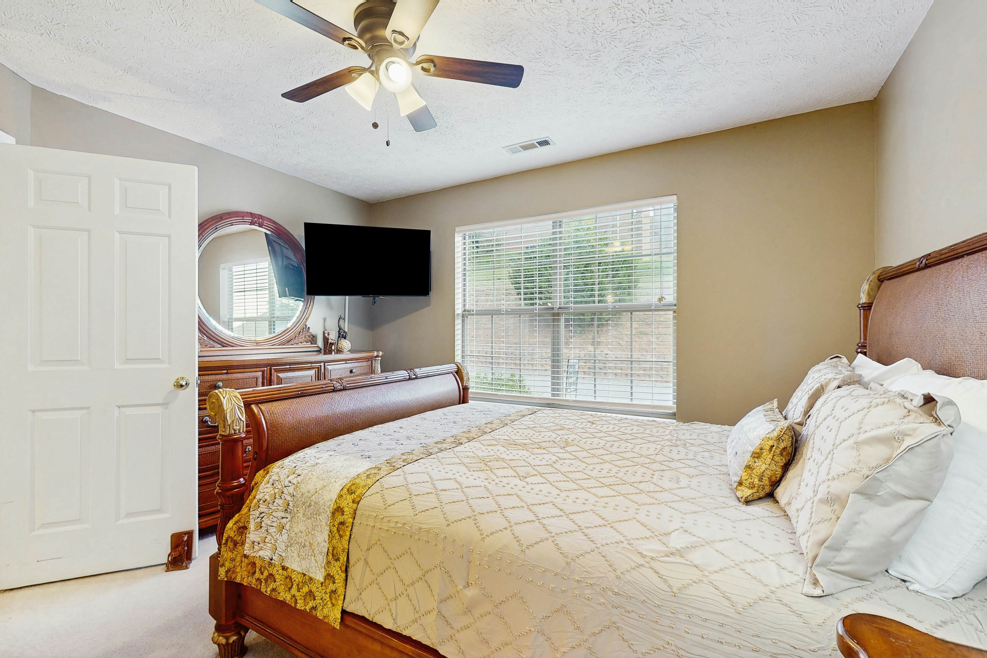 Stunning & Serene Cabin, Sleeps 6・Hot Tub・Grill