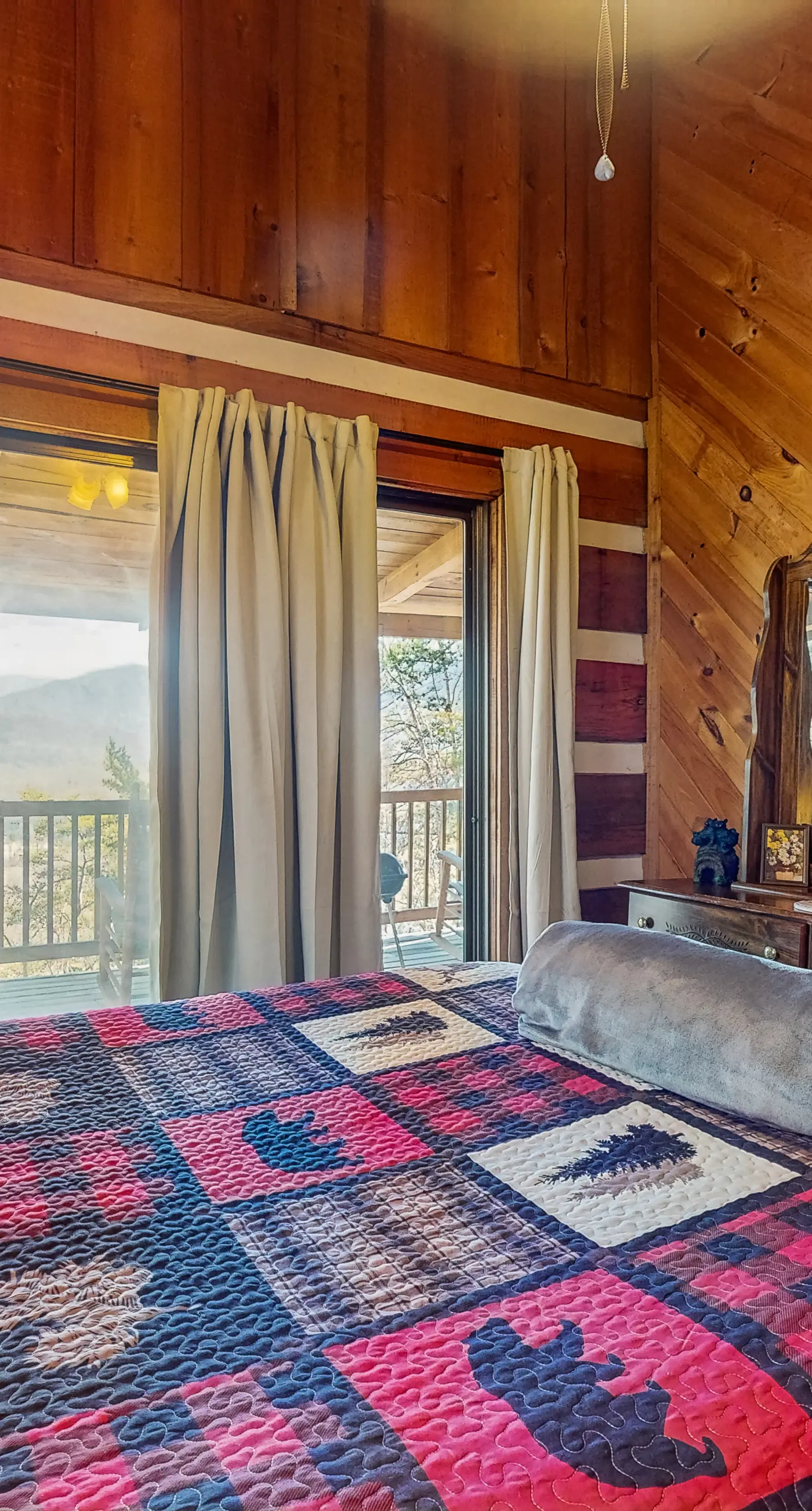 Townsend Cabin Retreat, Sleeps 4・Hot Tub・Fireplace