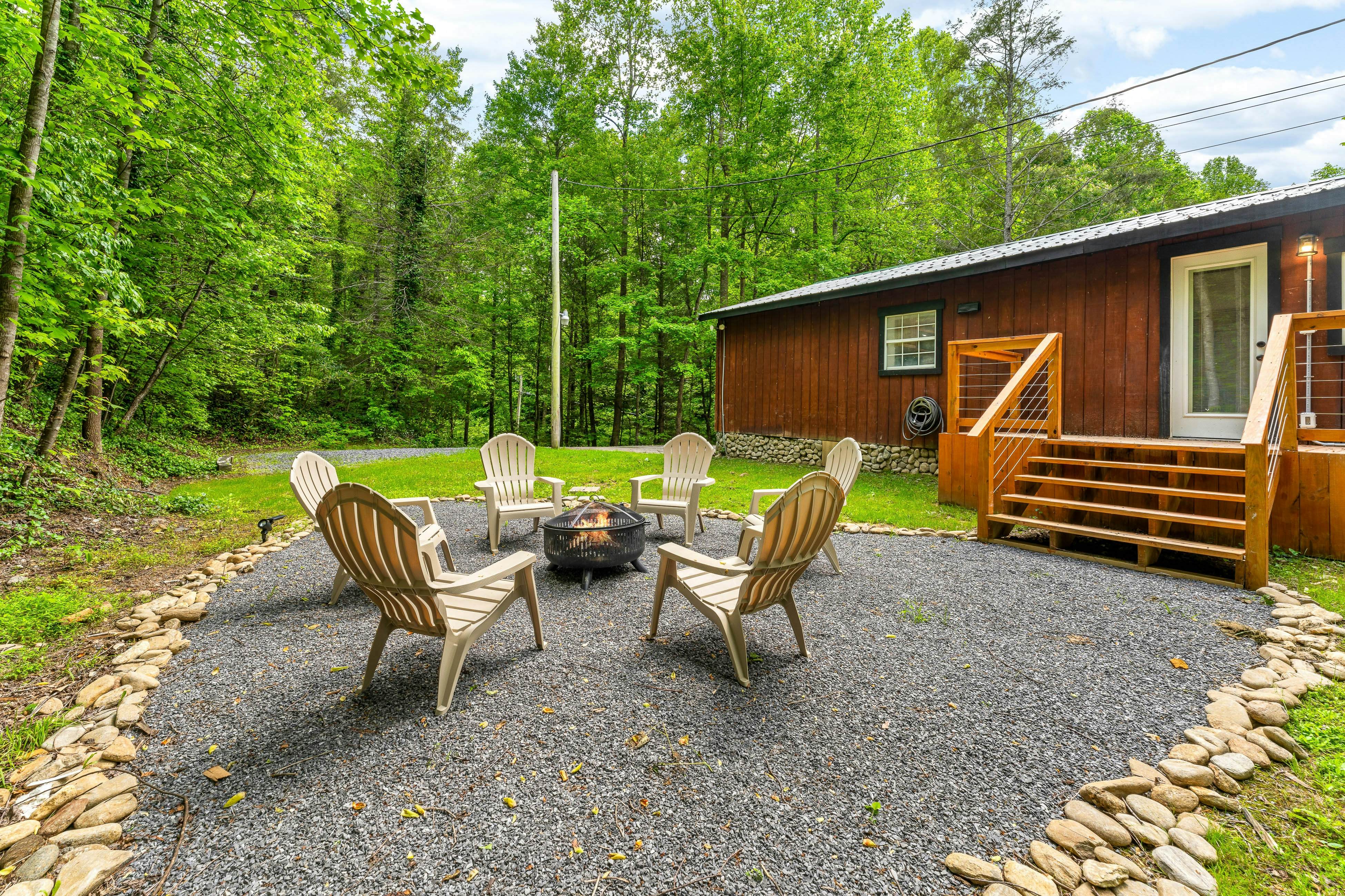 Charming Dog Friendly Cabin, Sleeps 10・Hot Tub