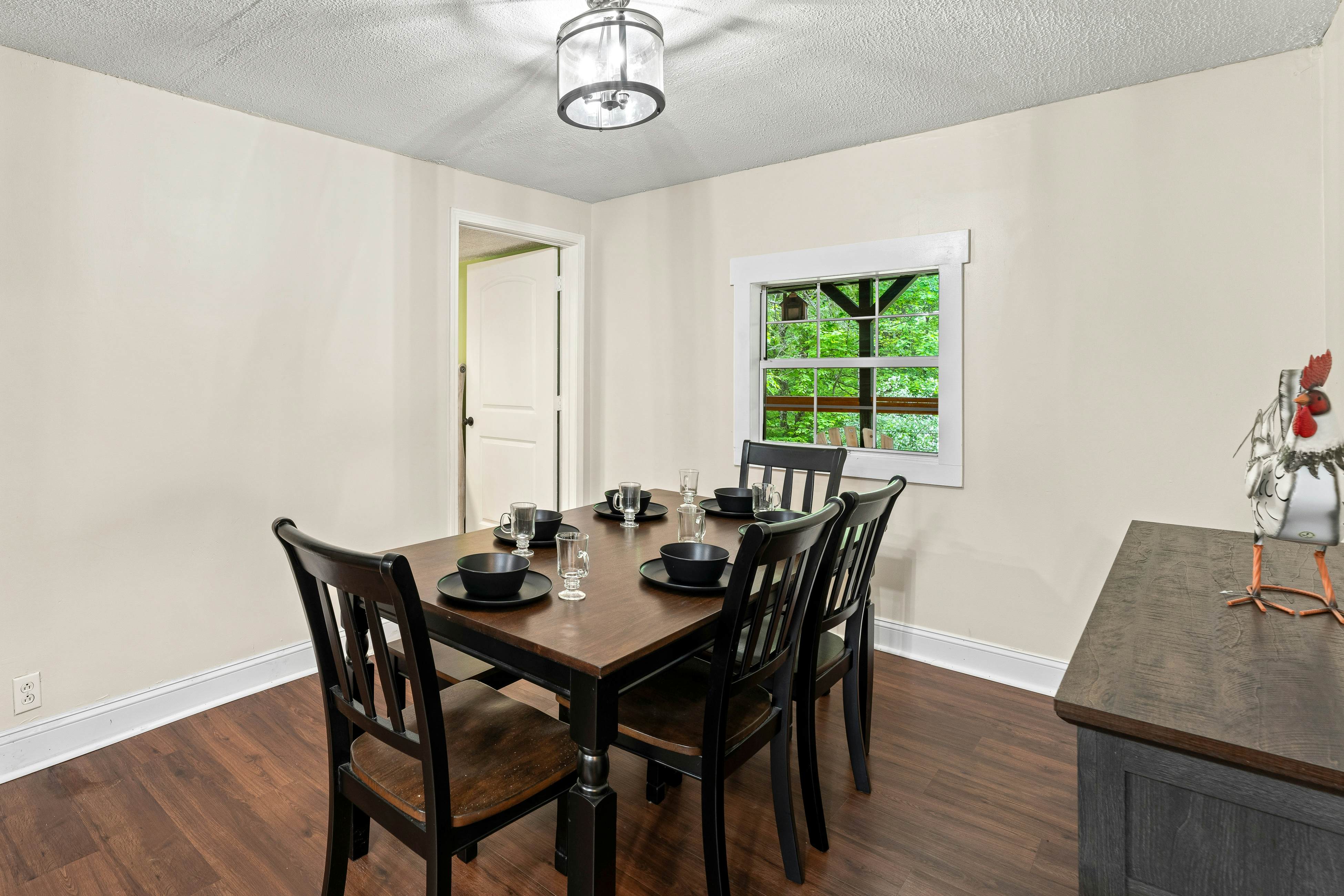 Charming Dog Friendly Cabin, Sleeps 10・Hot Tub