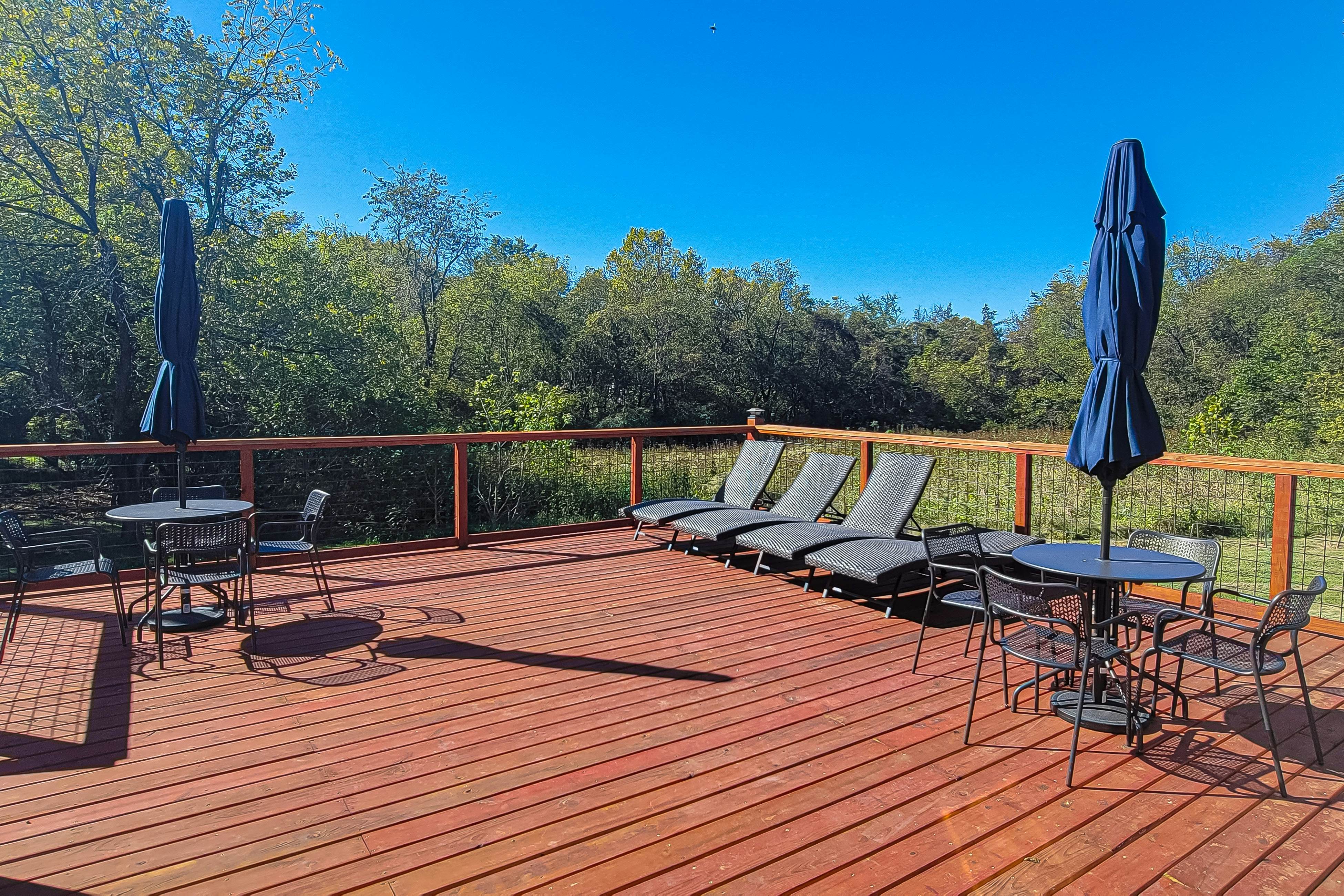 Cozy Home, Sleeps 6・Hot Tub・Fire Pit・Free Ticket