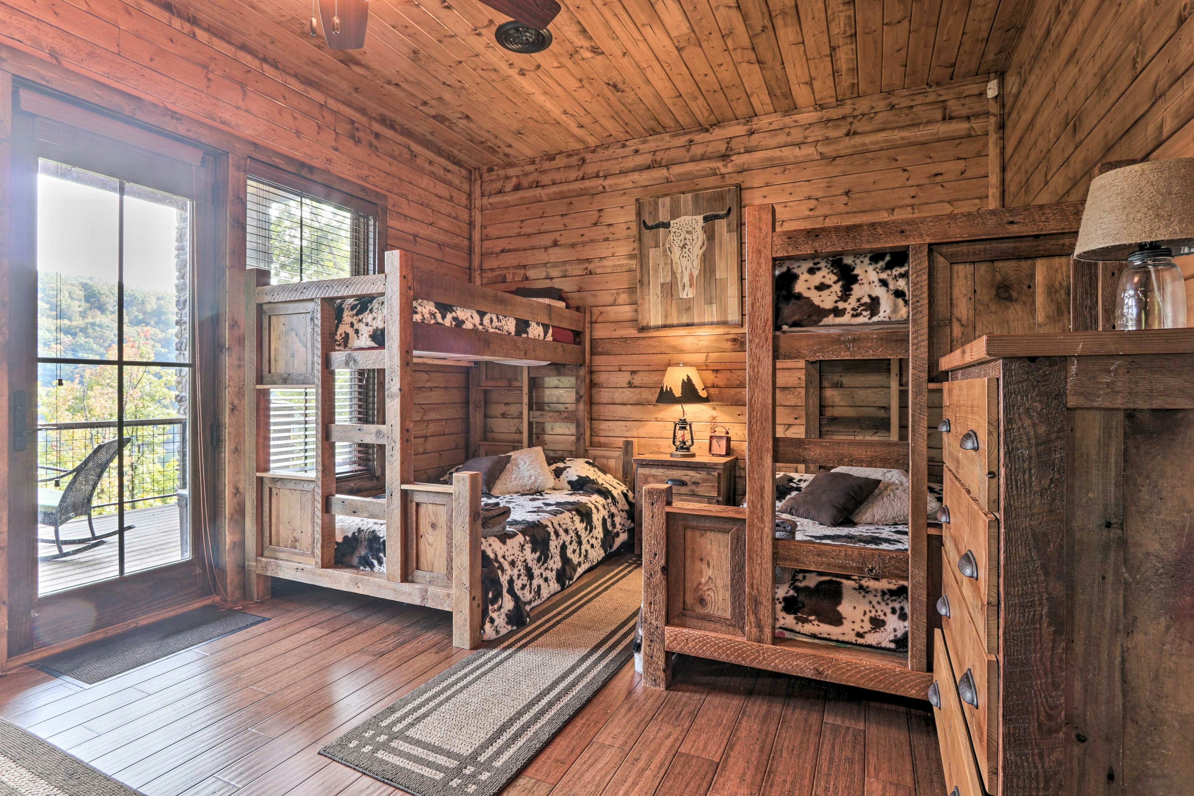 Lakefront cabin with fire pit, lift down to the dock, hot tub, bean bag toss